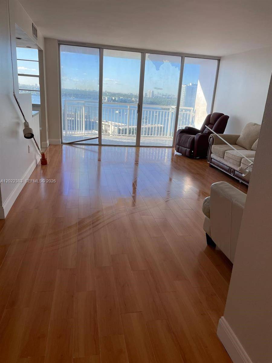 18021 Biscayne BlvdAventura - Condo 5+ Stories,Condo condo unit 1701/2 - picture
