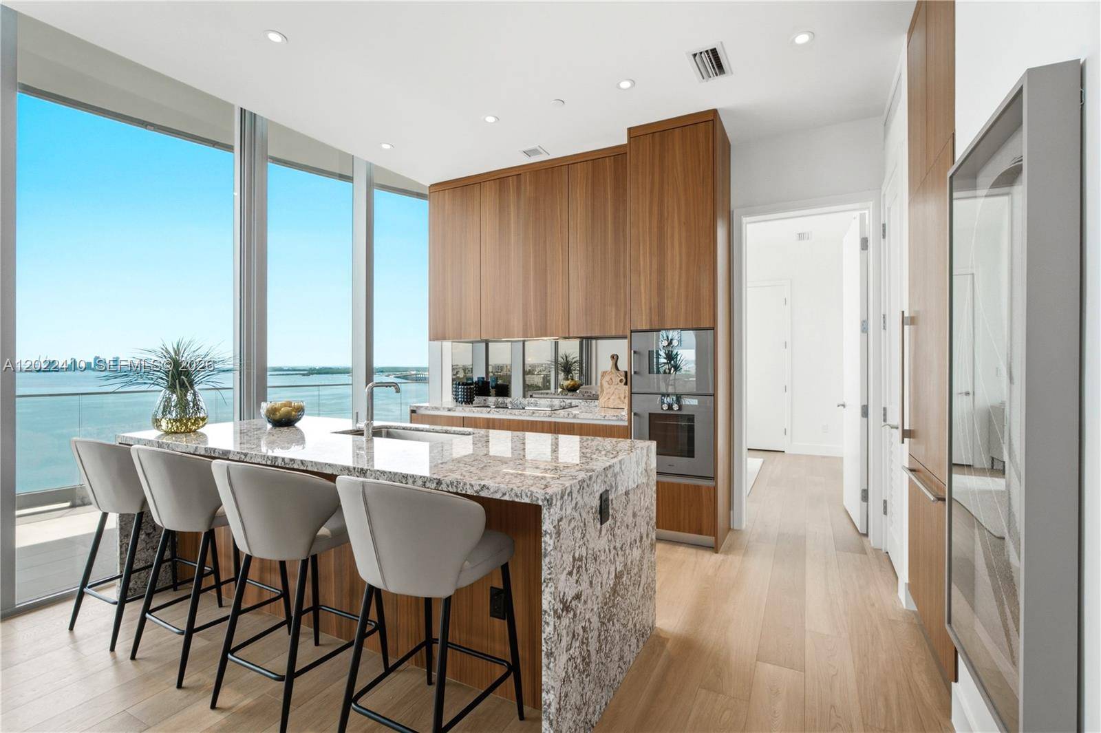 175 SE 25th RdMiami - Condo 5+ Stories,Condo condo unit 1604 - picture