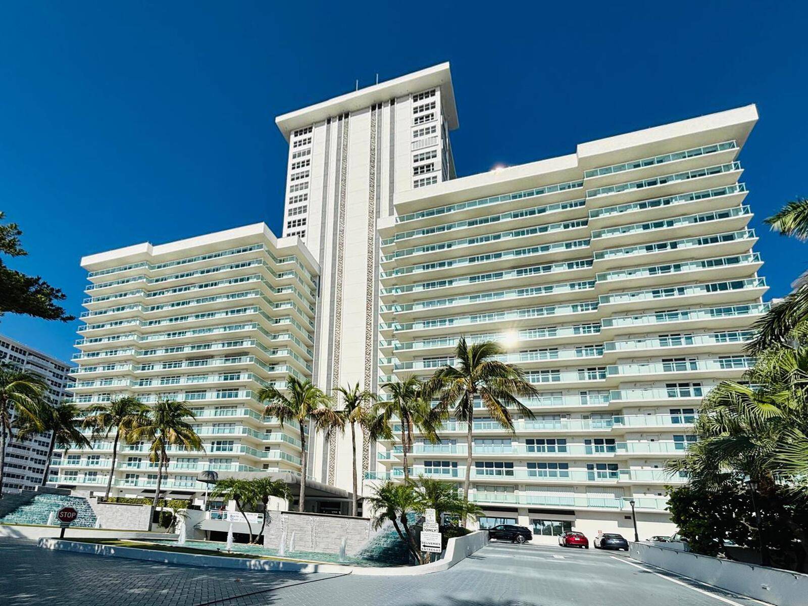 3900 Galt OceanFort Lauderdale - PLAYA DEL MAR CONDO condo unit 608 - picture