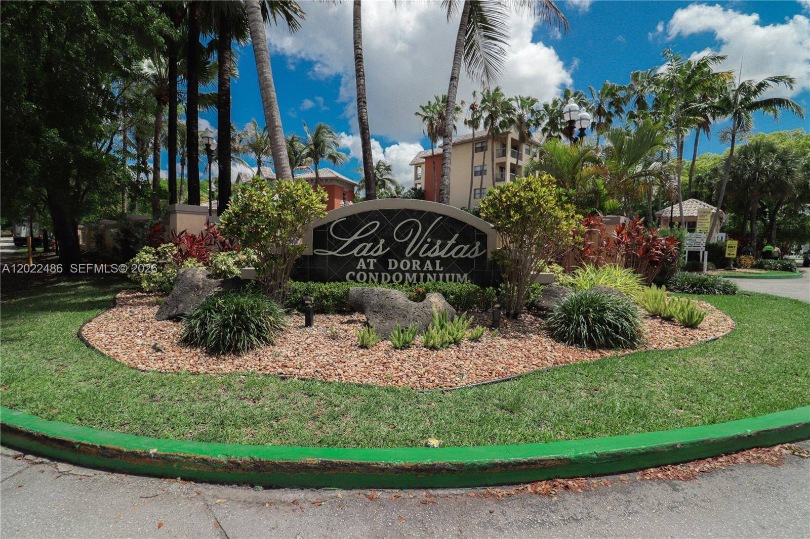 8245 Lake DrDoral - Condo 5+ Stories,Condo condo unit 308 - picture