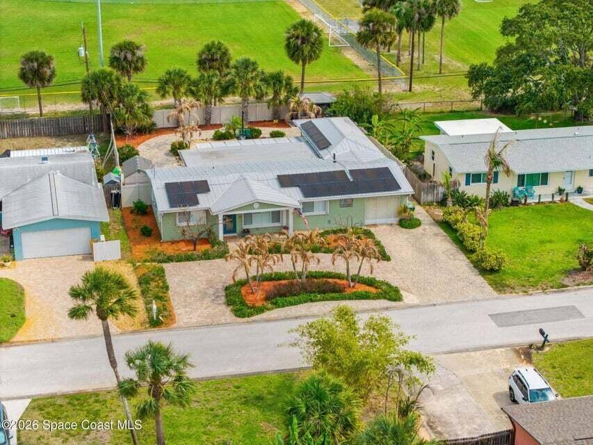 121 AlgonquinIndian Harbour Beach - picture