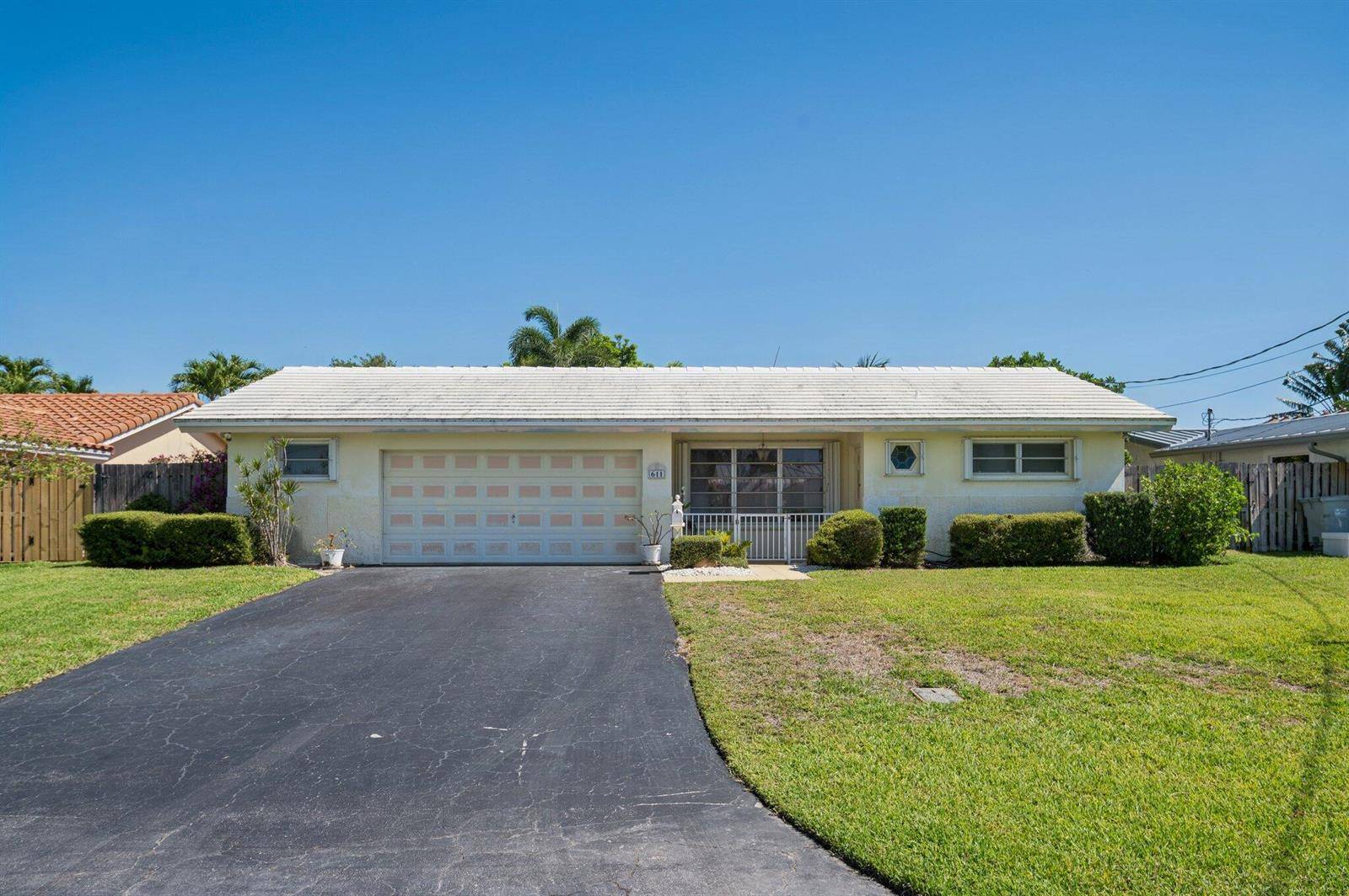 611 SE 11thPompano Beach - picture