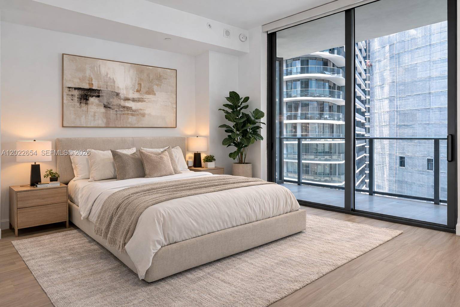 45 SW 9th StMiami - Condo 5+ Stories,Condo condo unit 3502 - picture