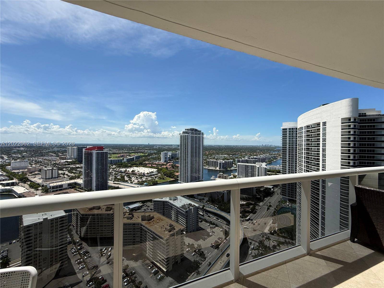 1850 S OCEAN DRHallandale Beach - Condo/Co-Op/Annual,Condo condo unit 4009 - picture