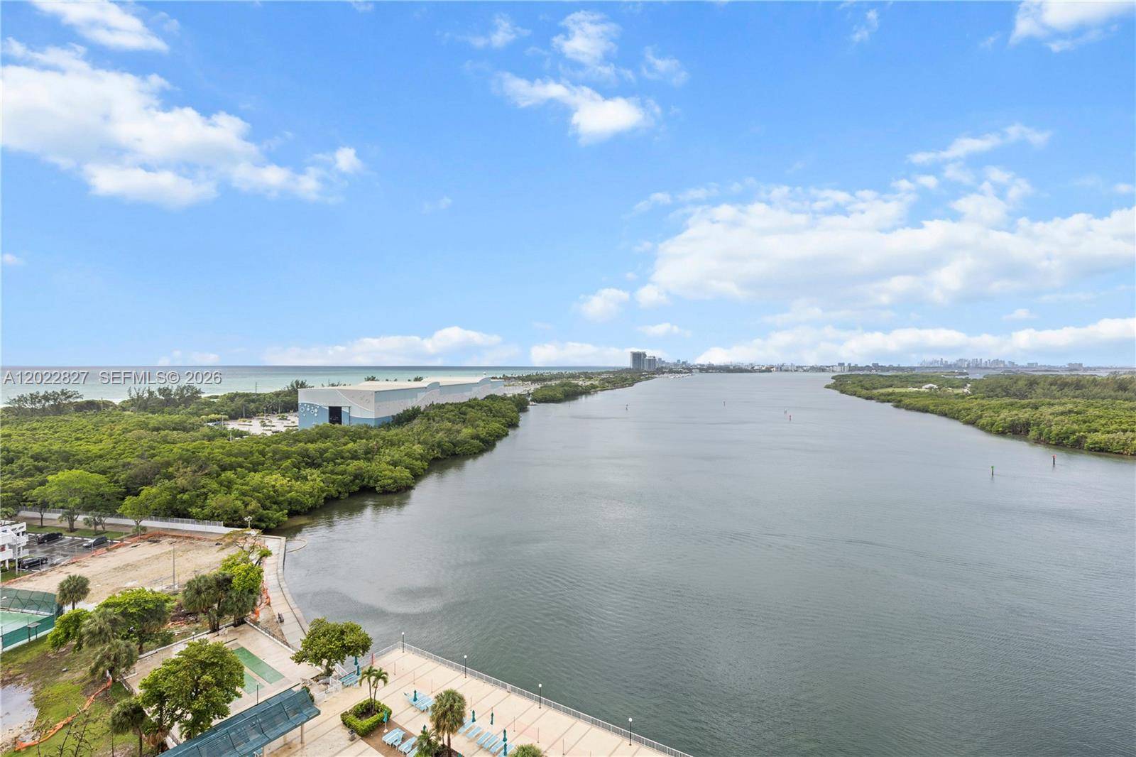 300 Bayview DrSunny Isles Beach - ARLEN HOUSE CONDO condo unit 1504 - picture