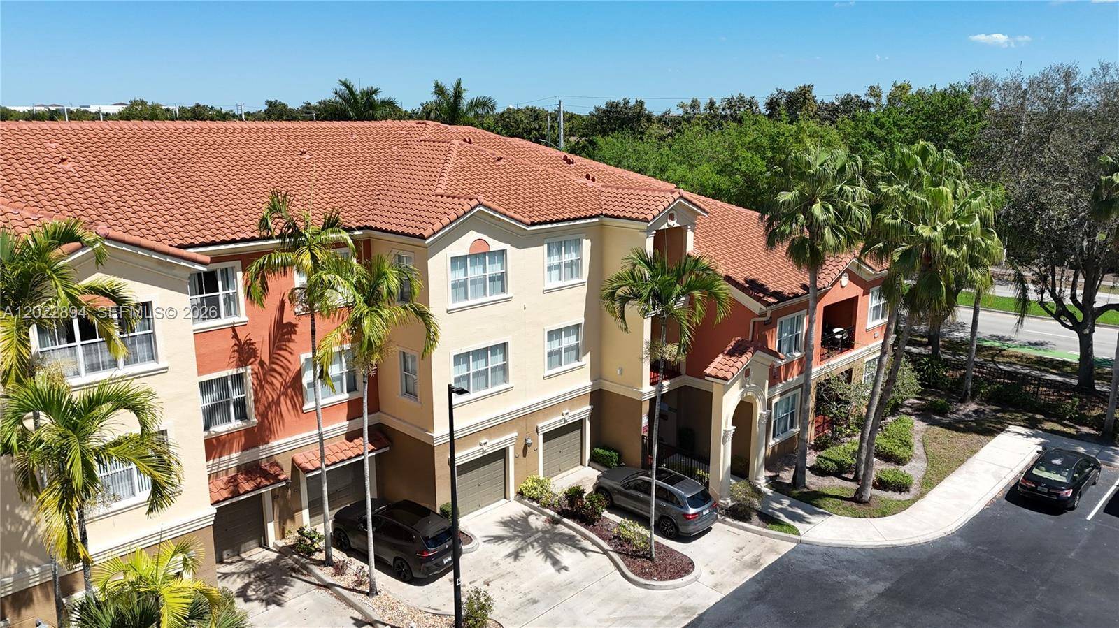 4400 SW 160th AveMiramar - Condo 1-4 Stories,Condo condo unit 1015 - picture