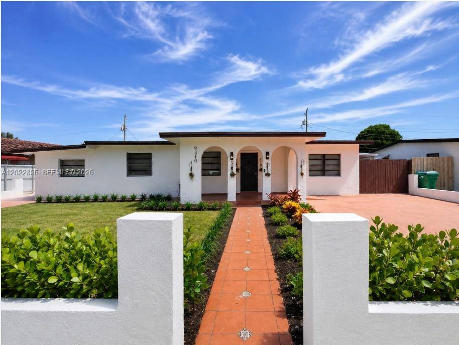 9310 SW 43rd StMiami - picture