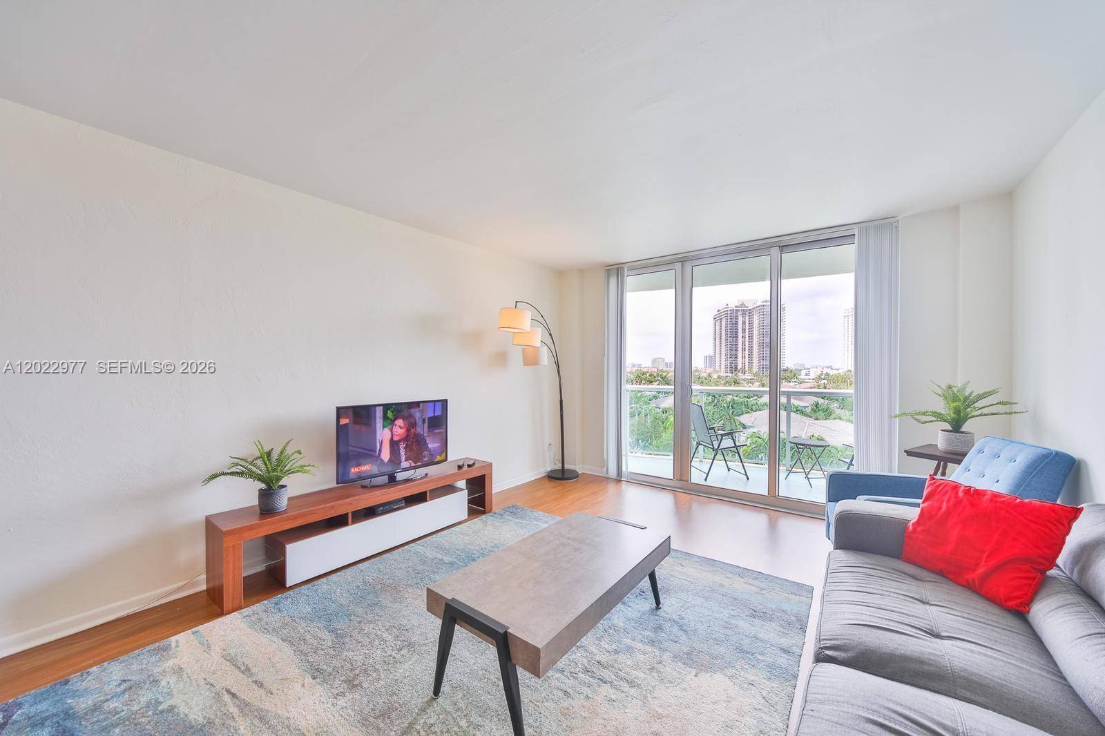 19370 Collins AveSunny Isles Beach - Condo 5+ Stories,Condo condo unit 622 - picture