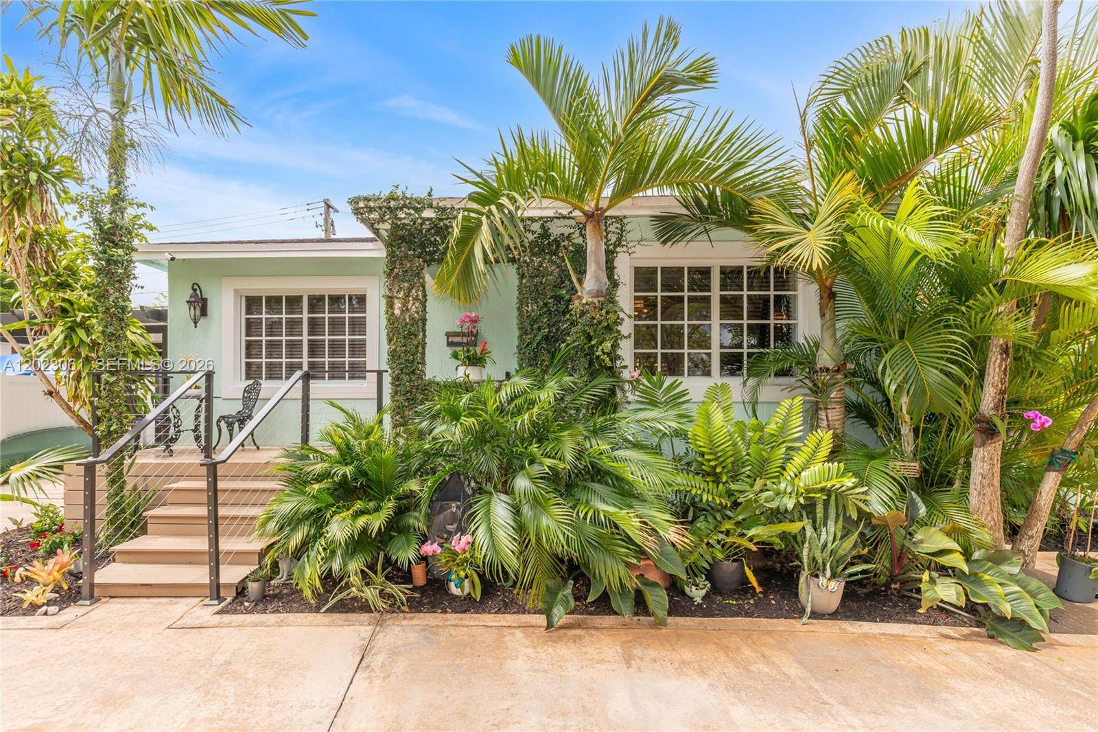 6520 SW 16th TerWest Miami - picture
