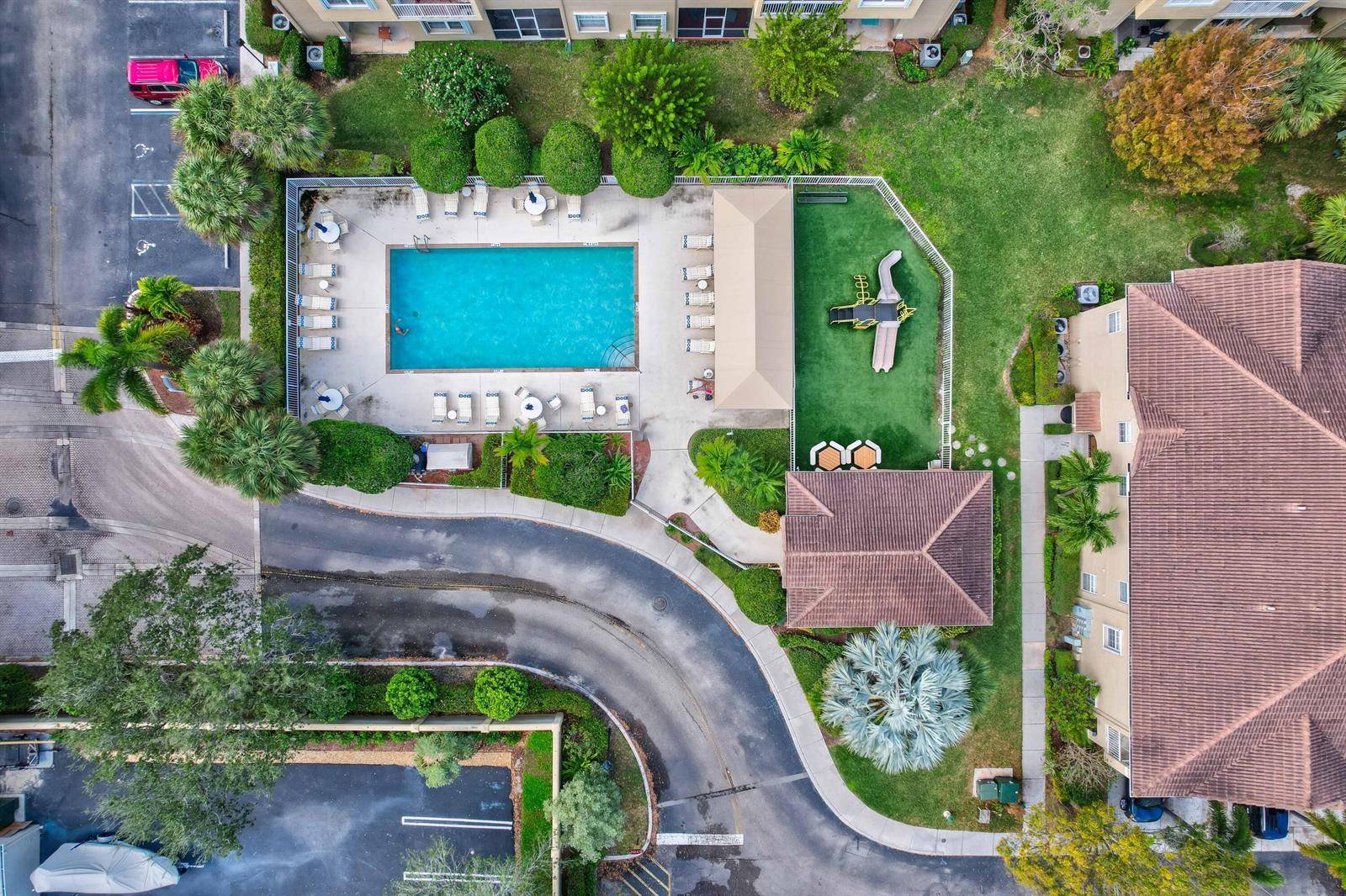 114 LighthouseTequesta - TEQUESTA TRACE CONDO condo unit Unit C - picture