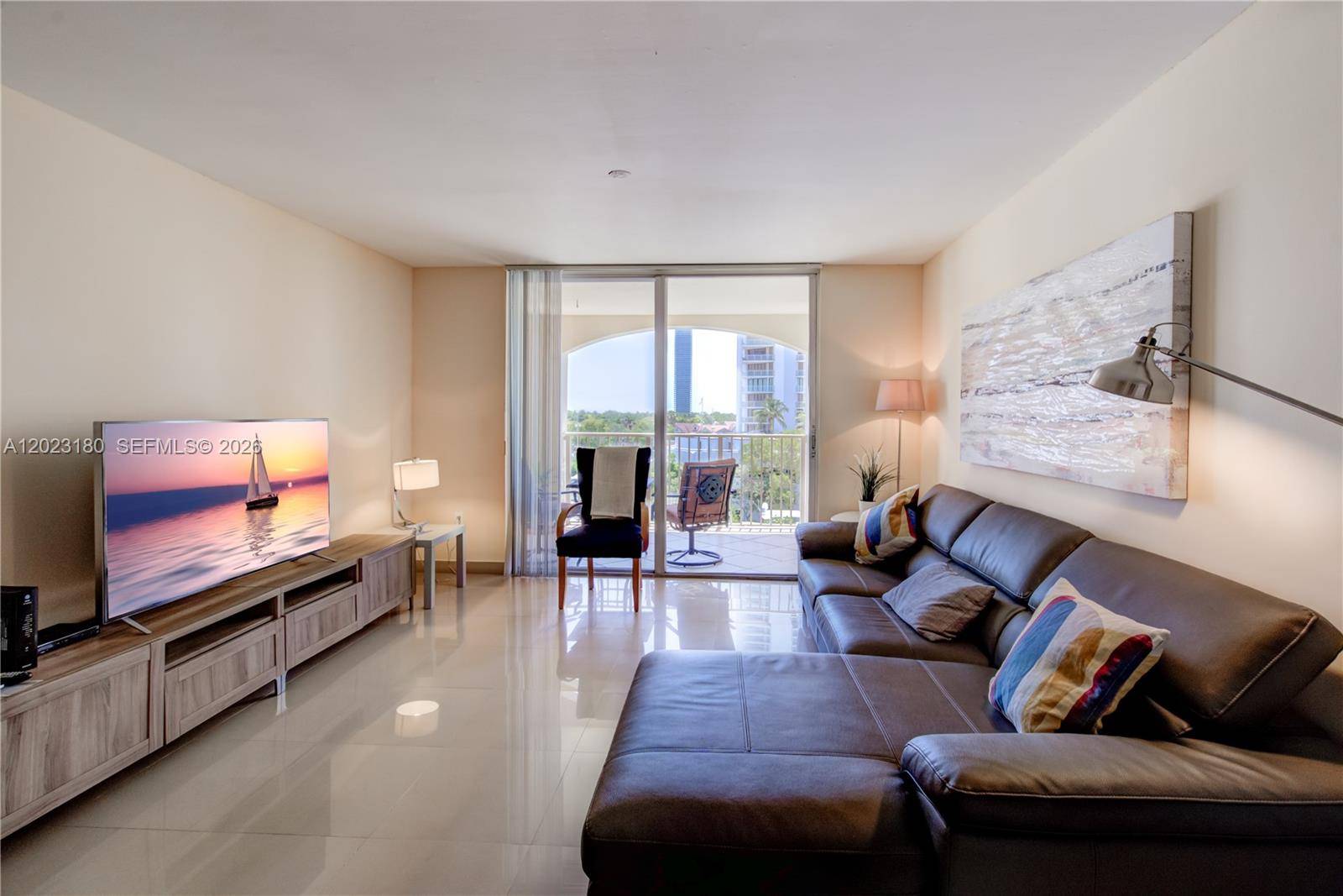 19601 E Country Club DrAventura - Condo/Co-Op/Seasonal,Co-Op condo unit 7606 - picture