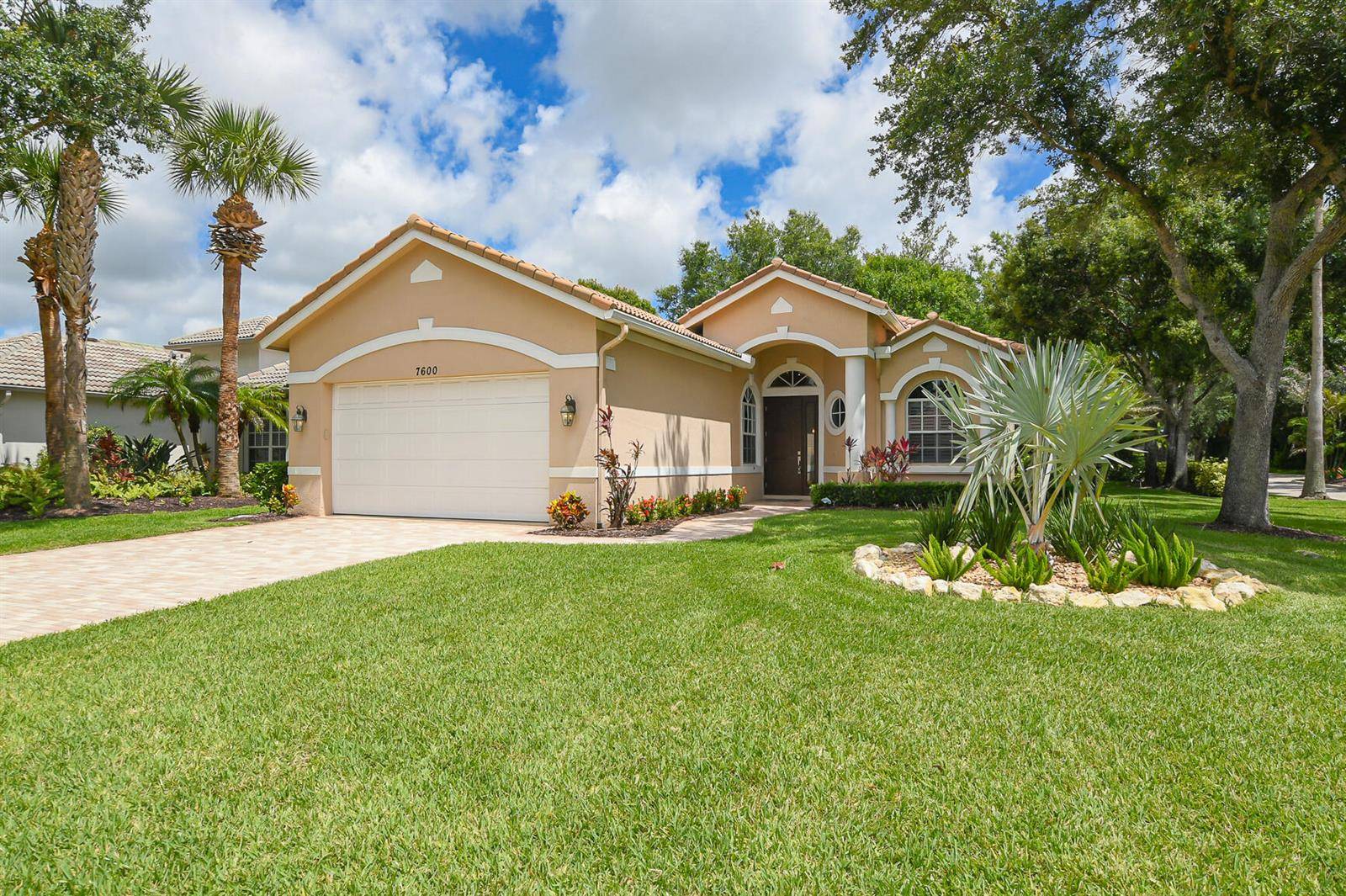7600 GreenbrierPort St. Lucie - picture
