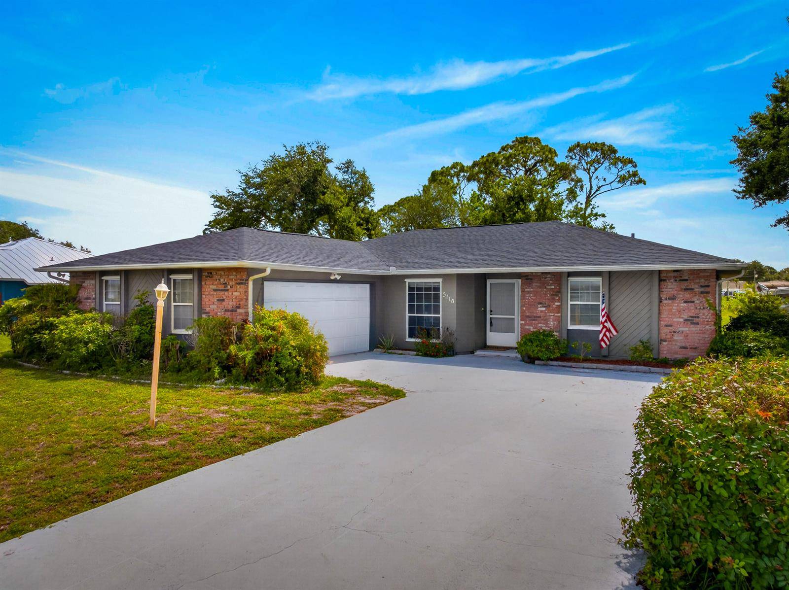 5110 EagleFort Pierce - picture