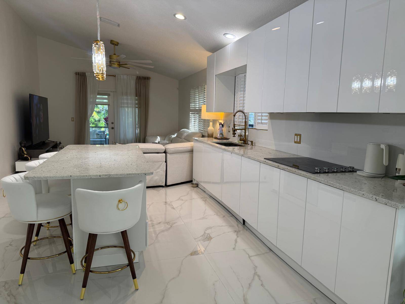544 NW 38thDeerfield Beach - picture