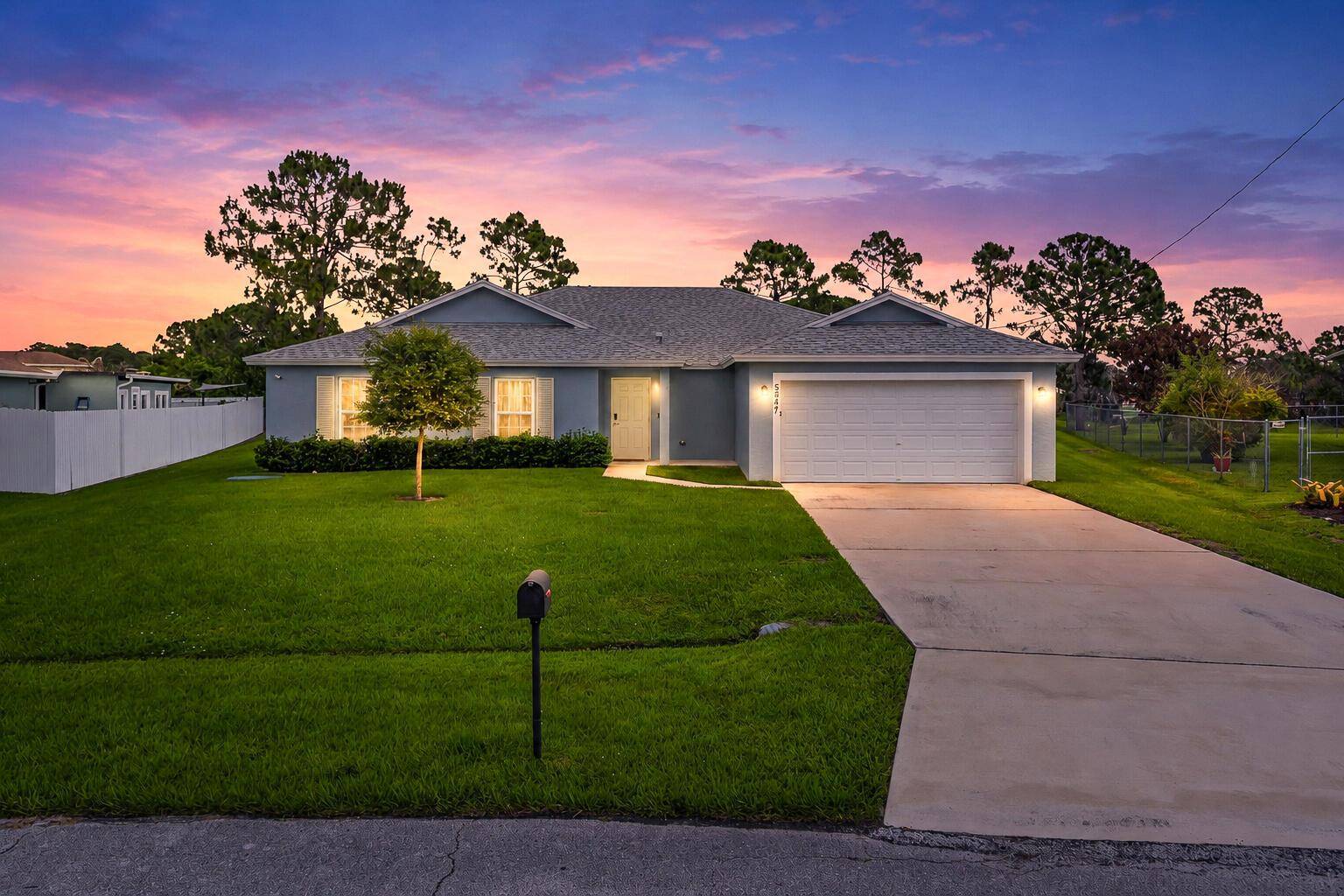 5847 NW GillespiePort St. Lucie - picture
