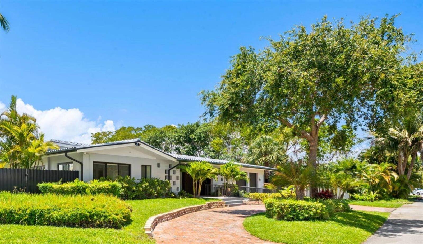 2811 NE 53rdLighthouse Point - picture