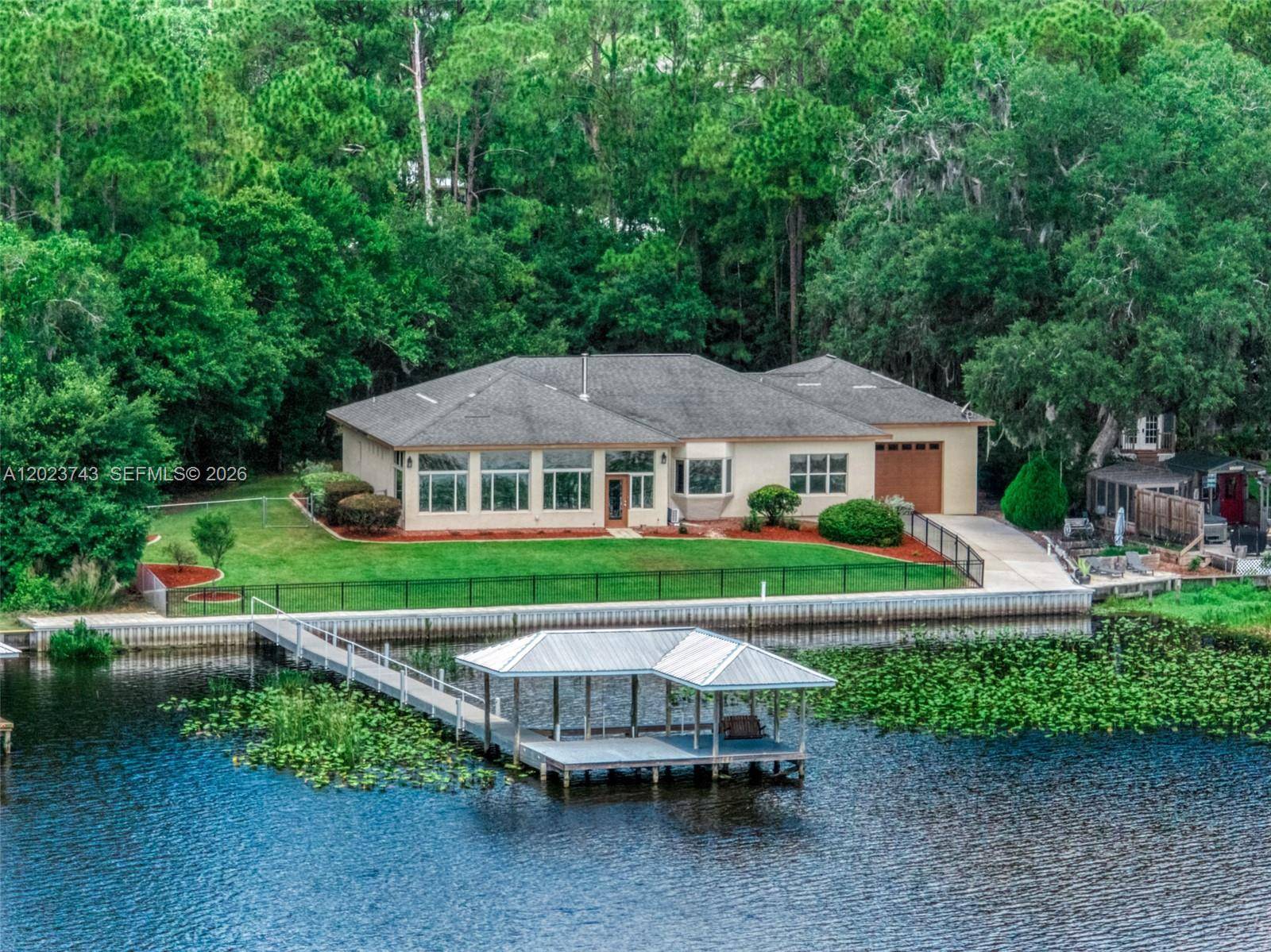 9526 Kingfisher PLSebring - picture