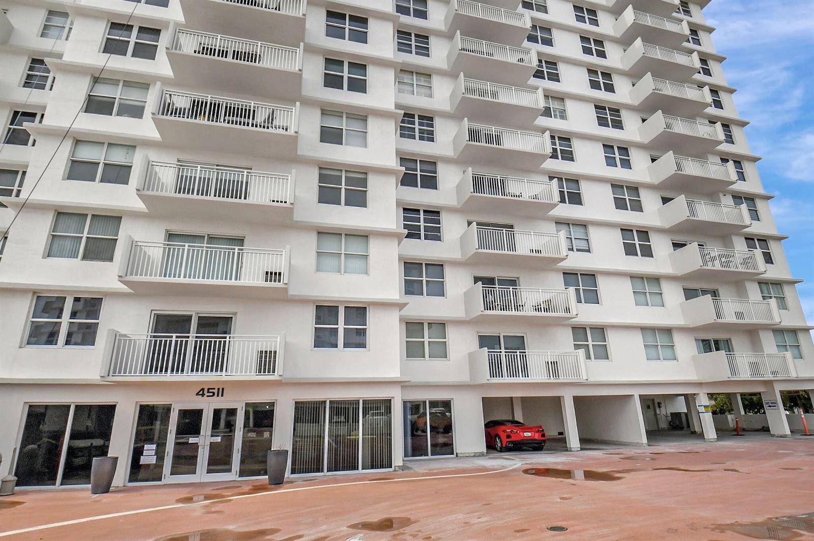 4511 S OceanHighland Beach - 45 OCEAN CONDO condo unit 401 - picture