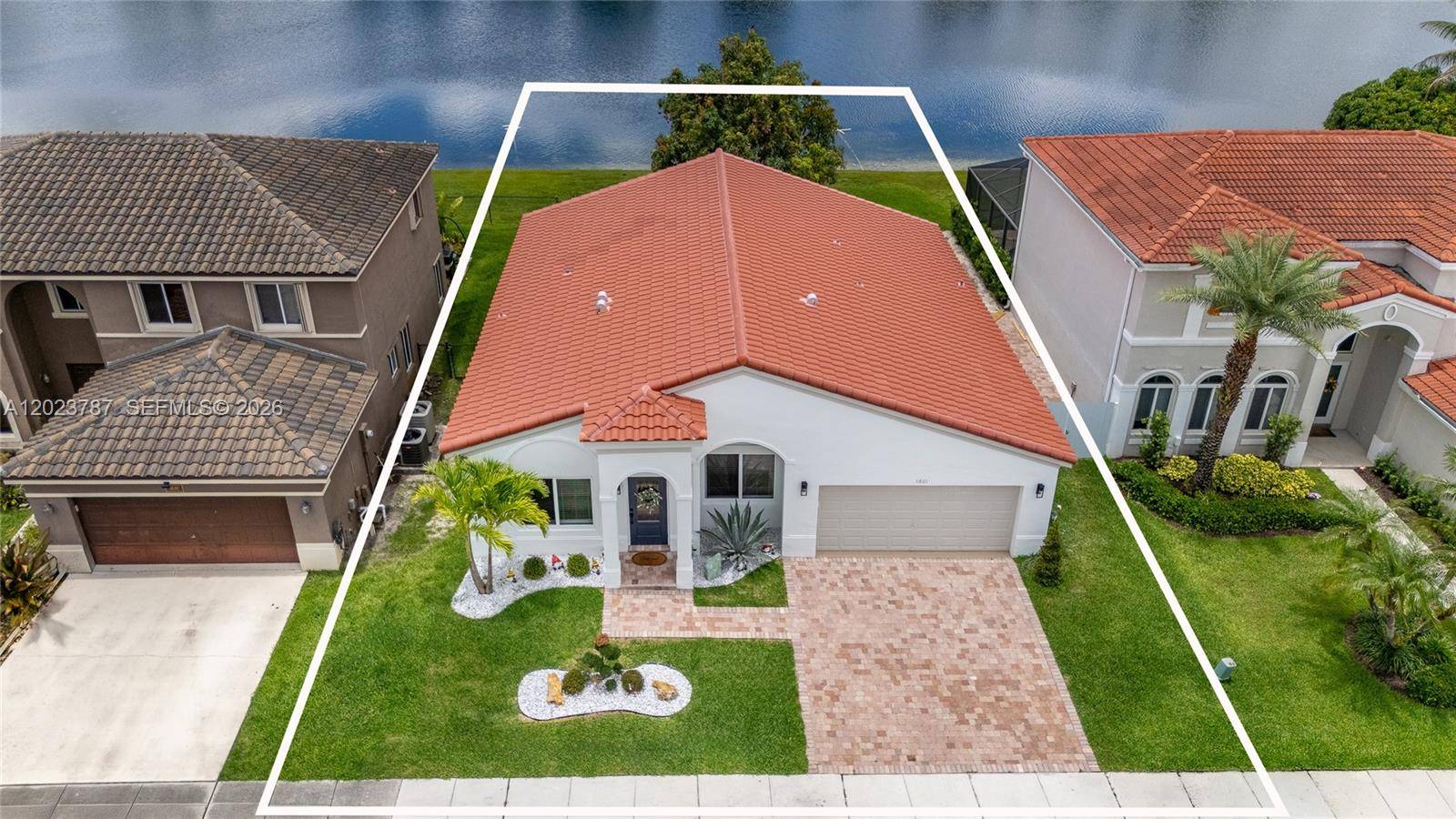 1601 SW 106th TerDavie - picture