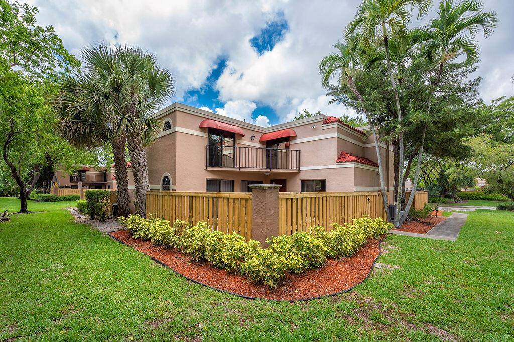 8050 SevernBoca Raton - BOCA RIO NORTH condo unit C - picture