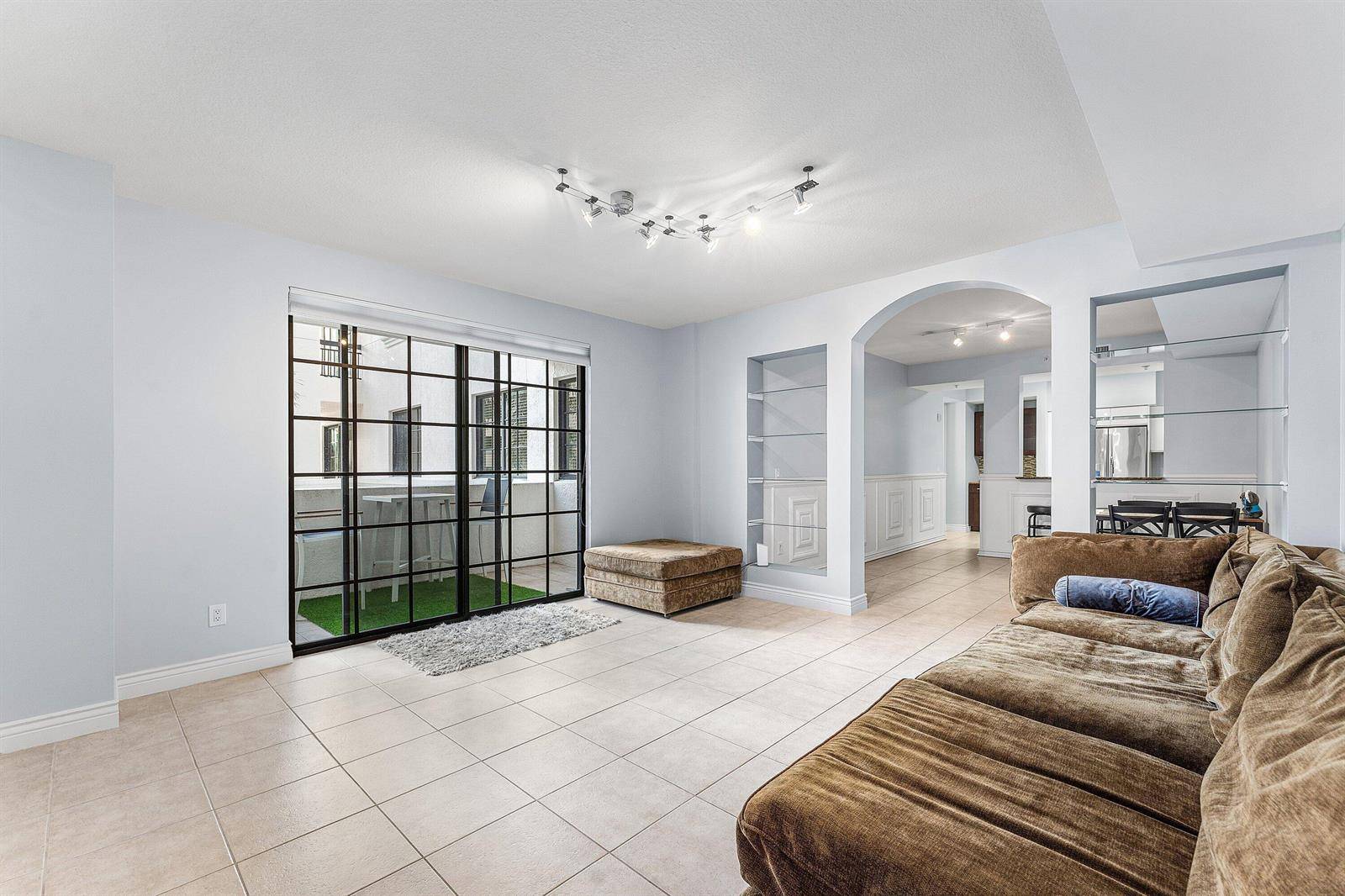 233 S FederalBoca Raton - Boca Grand condo unit 308 - picture