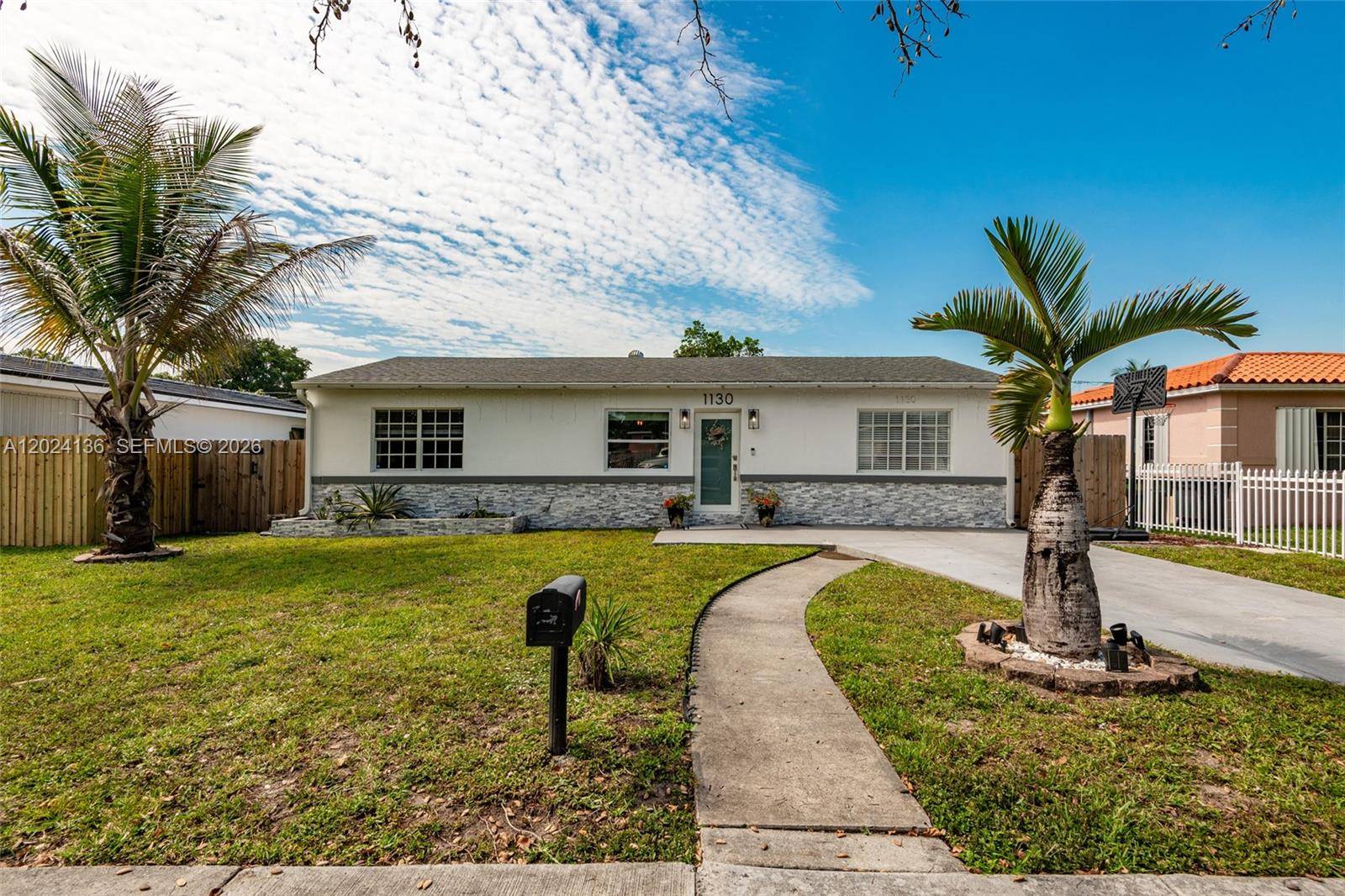 1130 NE 143rd StNorth Miami - picture