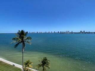 301 Lake ShoreLake Park - LAKE HARBOUR TOWERS CONDO condo unit 801 - picture