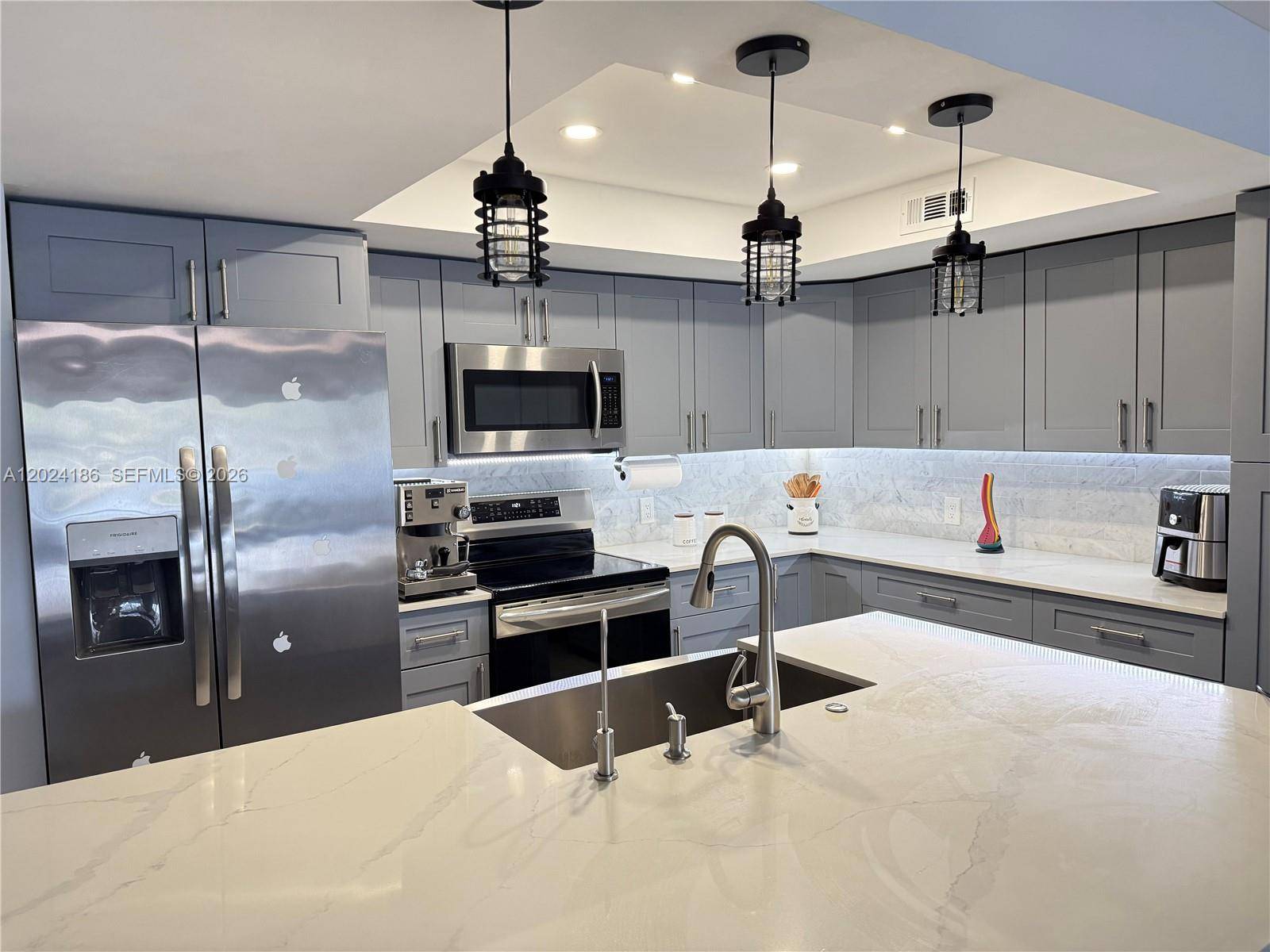 11228 NW 14th CtPembroke Pines - Townhouse/Villa-Annual,Townhouse condo unit 11228 - picture