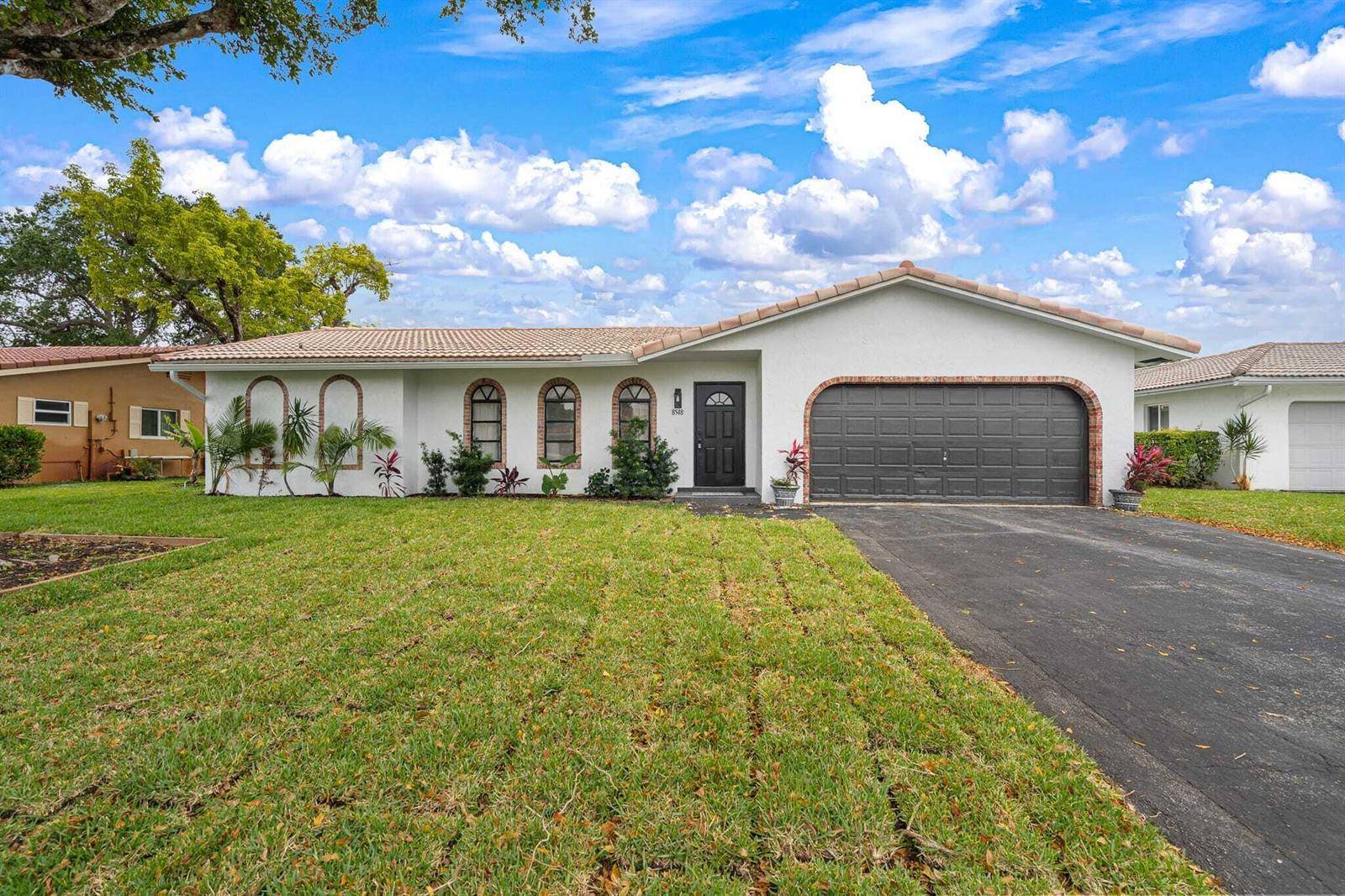 8548 NW 24thCoral Springs - picture