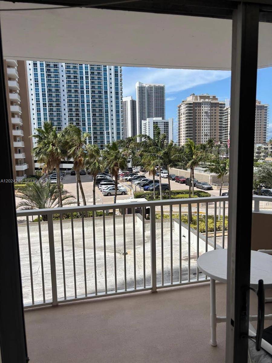 1985 S Ocean DrHallandale Beach - Condo 5+ Stories,Condo condo unit 3B - picture