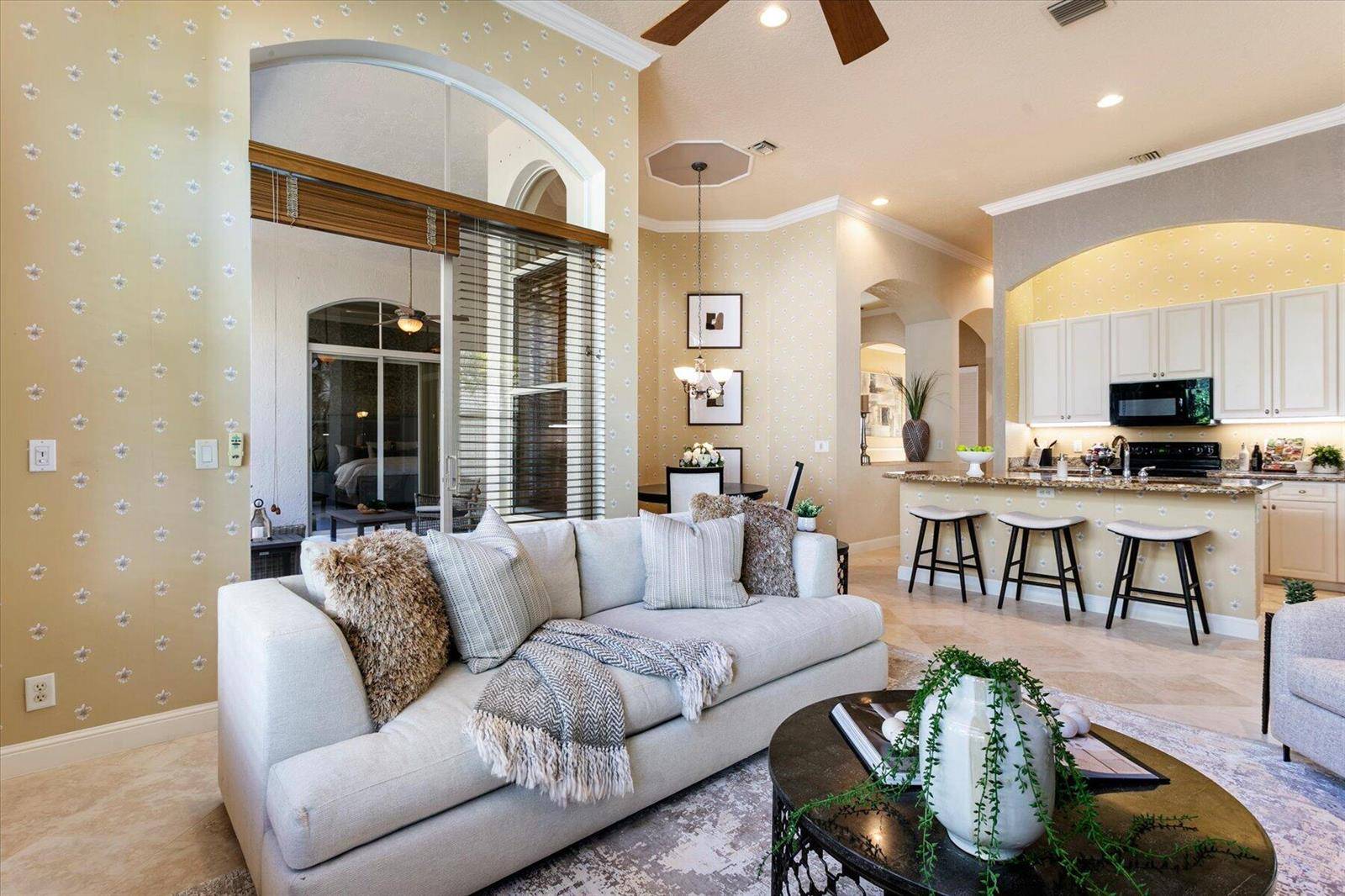 6059 BitherLake Worth - picture