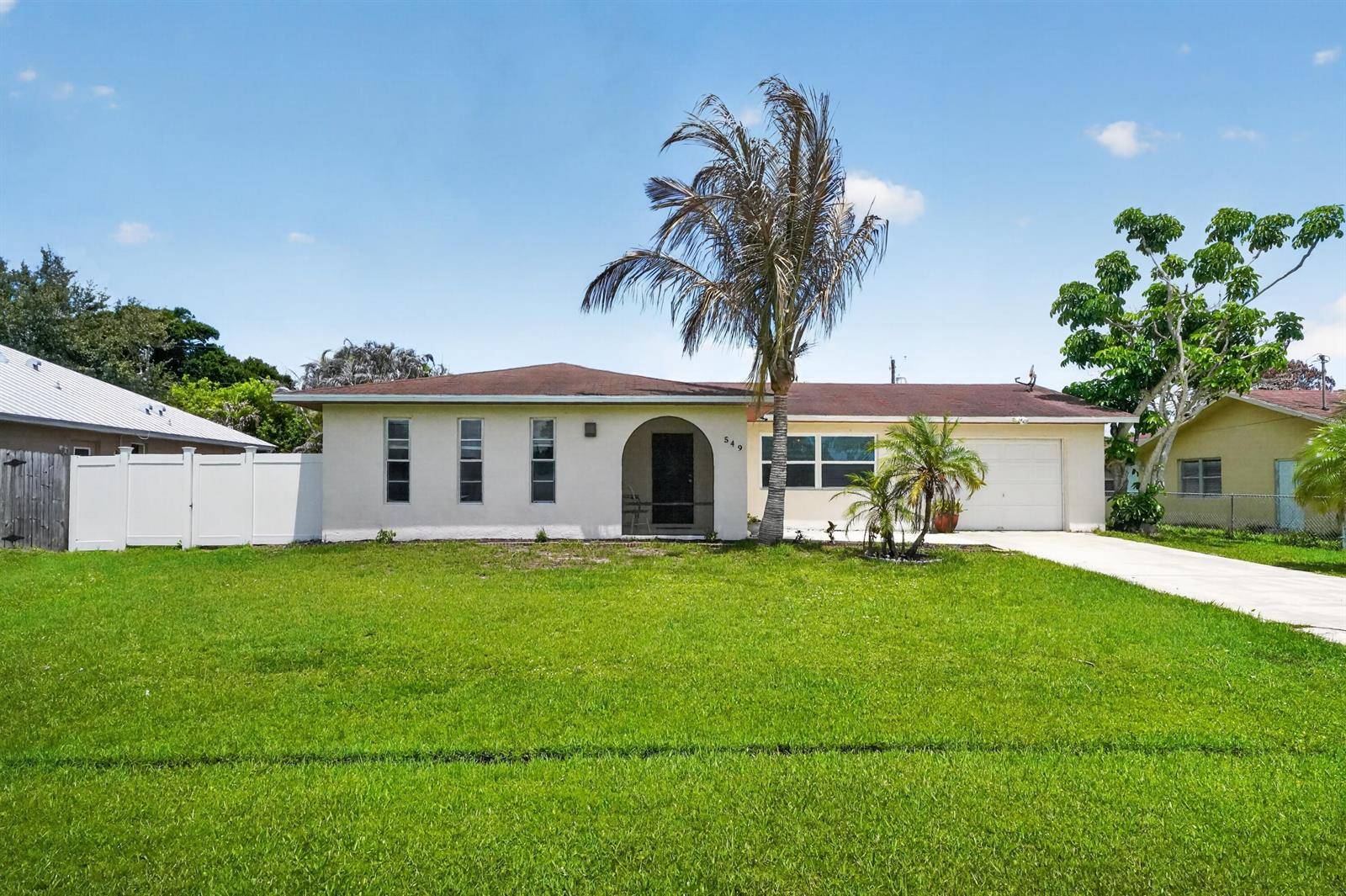 549 SE MarydalePort St. Lucie - picture