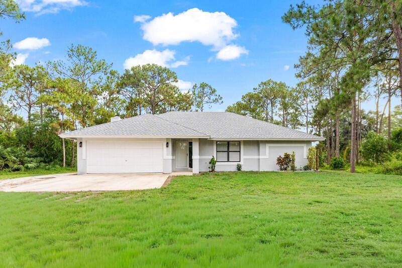 12689 N 68th St - picture
