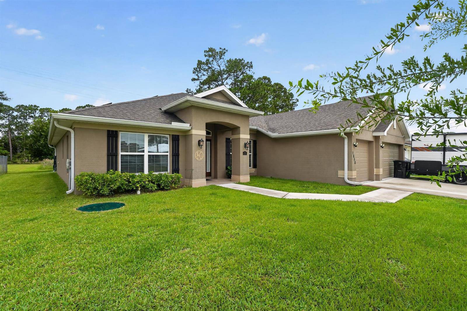 1858 SW MackenziePort St. Lucie - picture