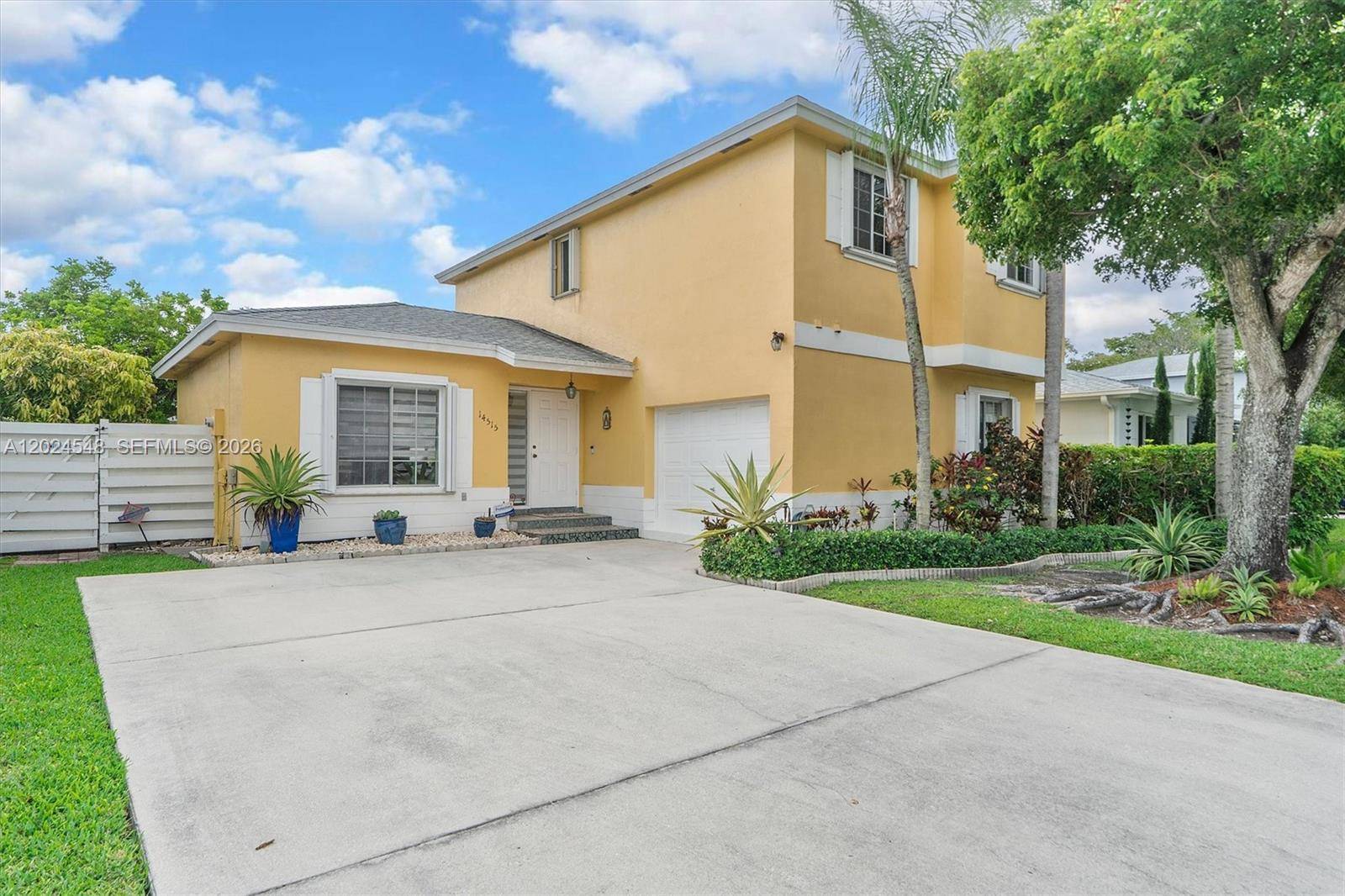 14515 SW 139th Ave Cir EMiami - picture