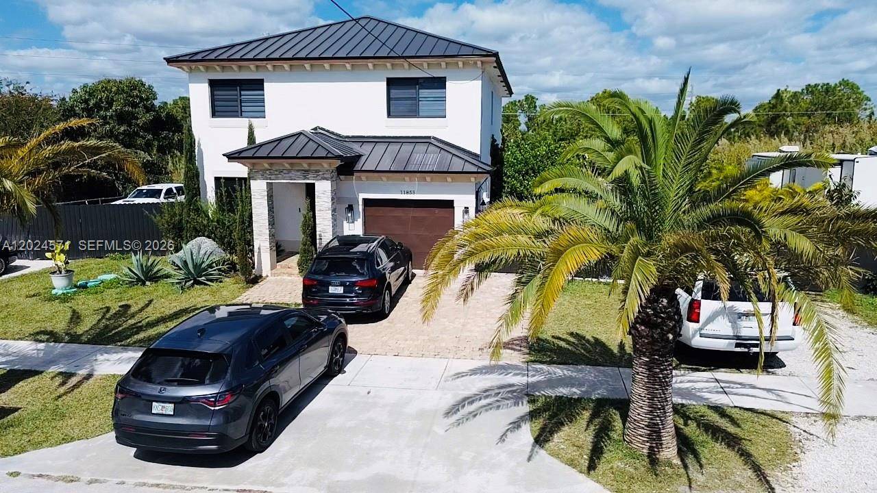 11855 SW 227th StMiami - picture