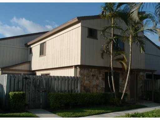 11868 SturbridgeWellington - picture