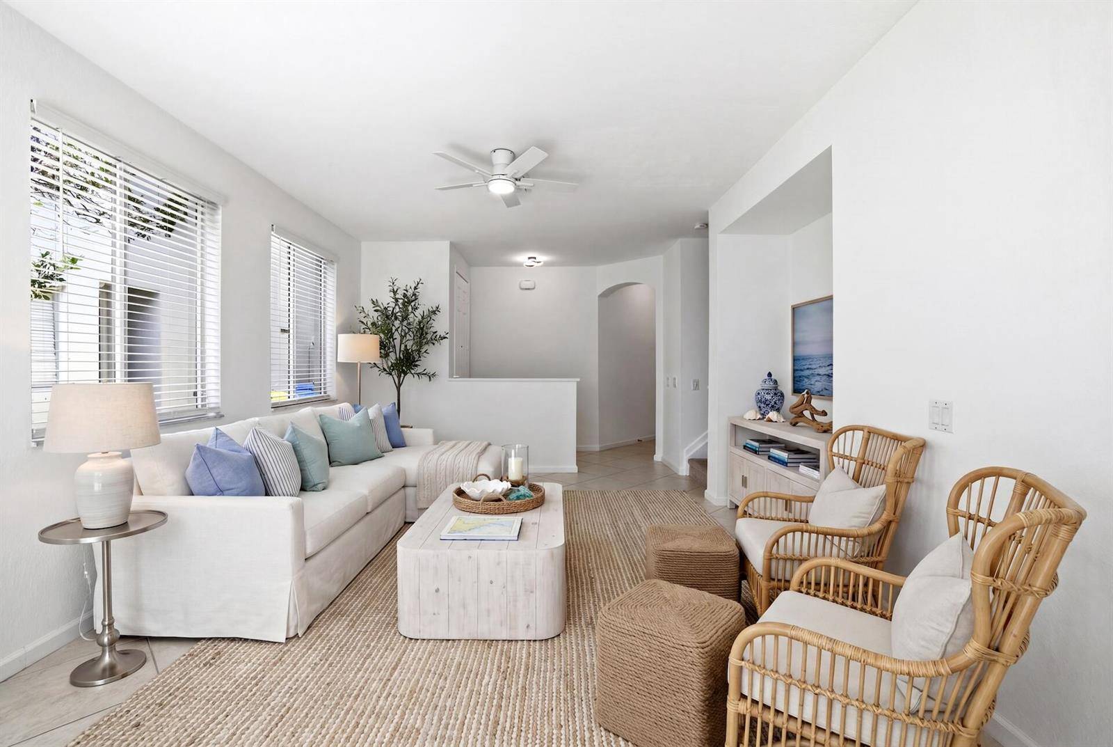 3068 Laurel RidgeRiviera Beach - picture
