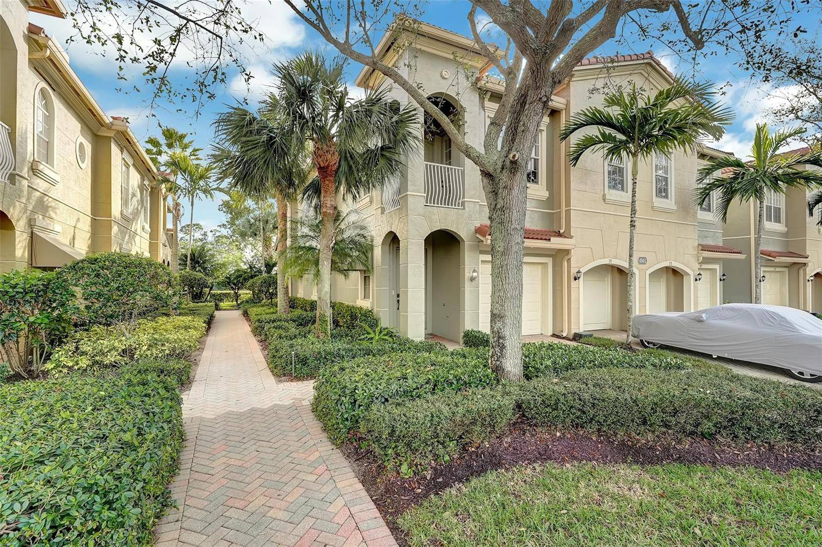 4941 E BonsaiPalm Beach Gardens - LEGENDS AT THE GARDENS CON,THE LEGENDS AT THE G condo unit 209 - picture