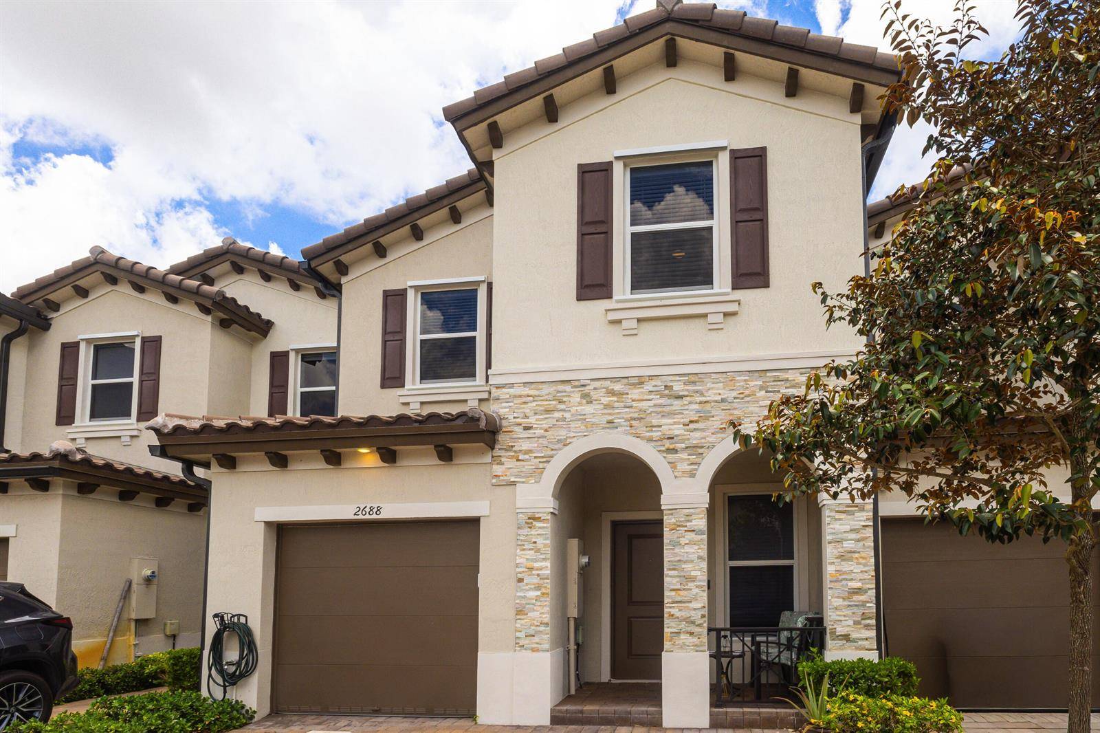 2688 NW 55thLauderhill - picture
