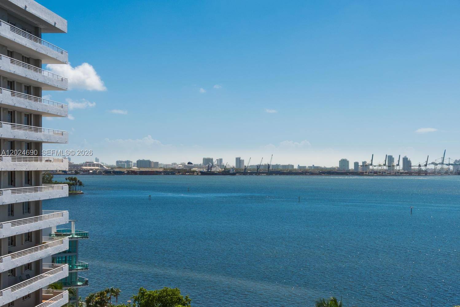 1408 Brickell Bay DrMiami - BRICKELL BAY TOWER CONDO condo unit 1116 - picture