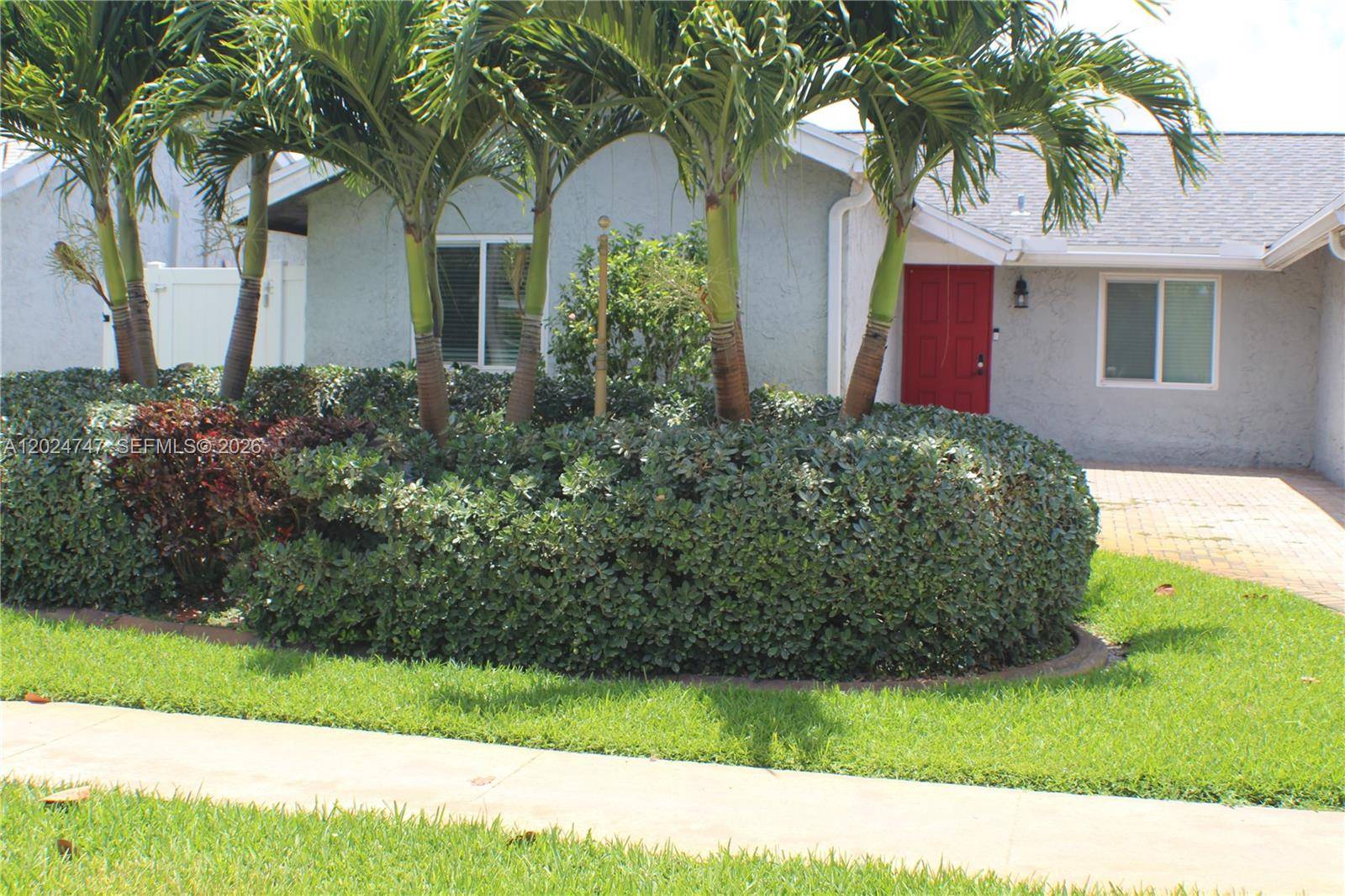 1317 SW 82nd AveNorth Lauderdale - picture