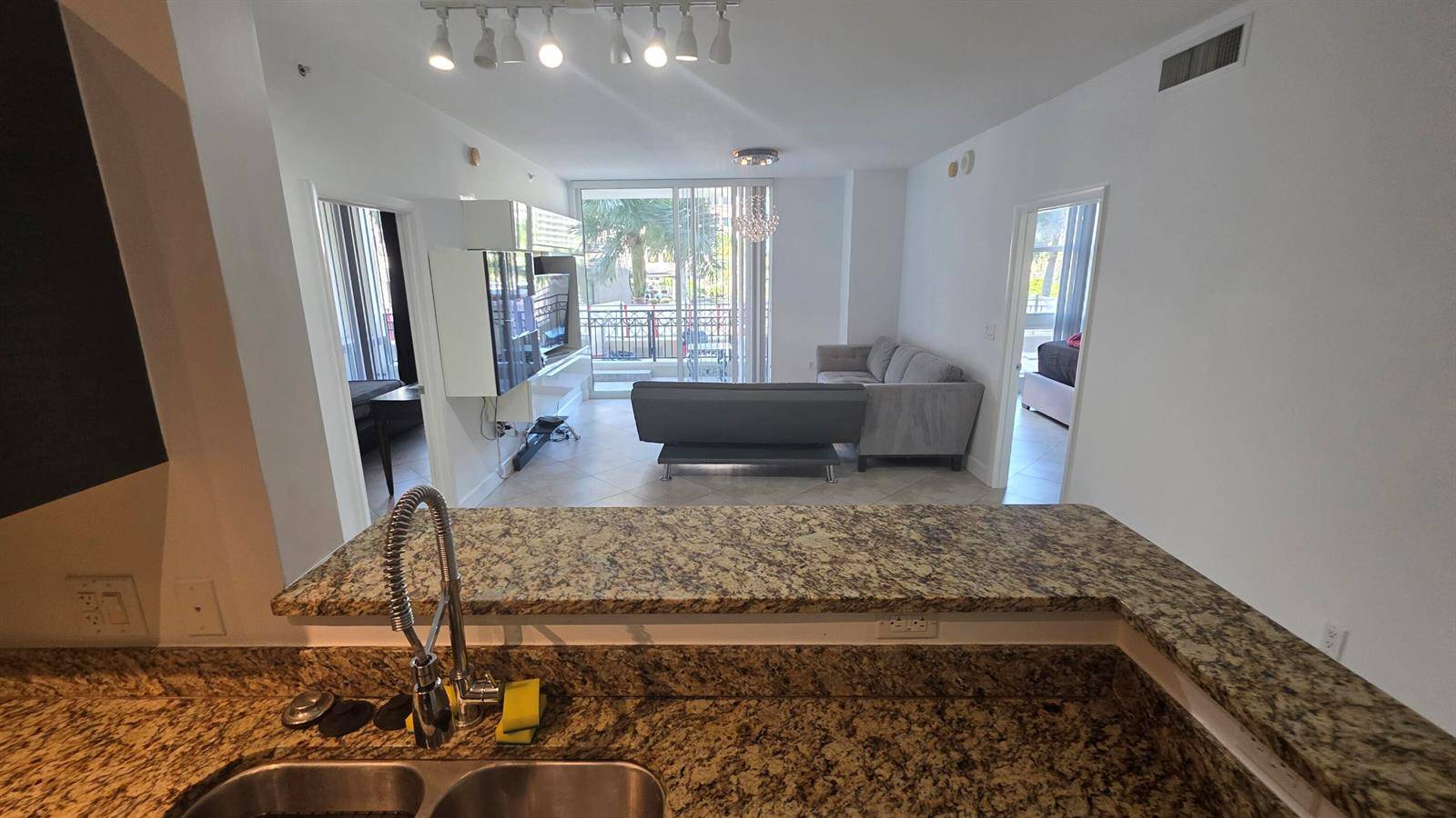 550 OkeechobeeWest Palm Beach - Cityplace South Tower Cond condo unit 308 - picture