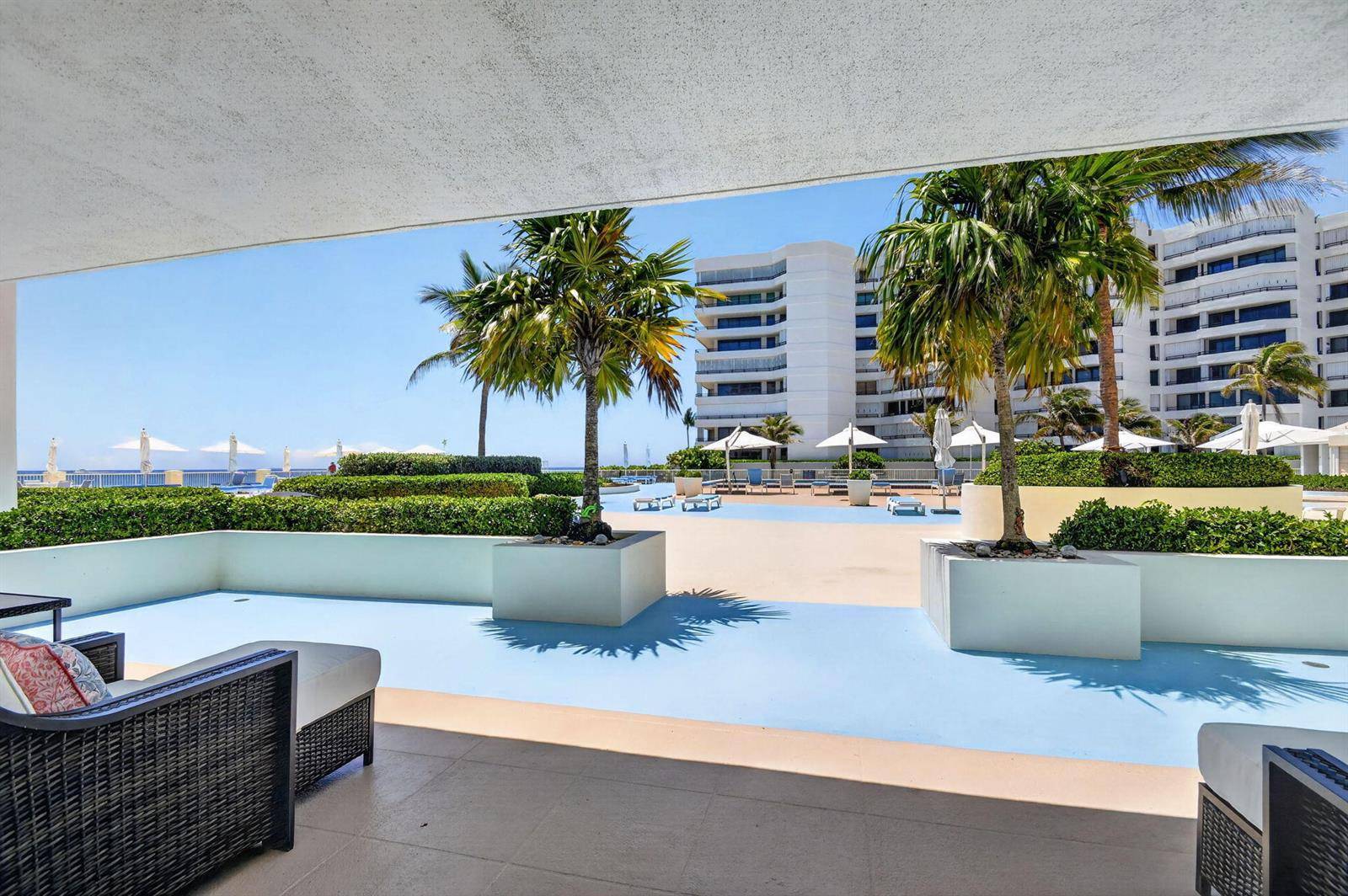 3546 S OceanSouth Palm Beach - BARCLAY CONDO condo unit 203 - picture