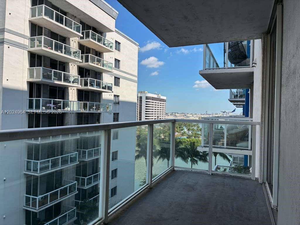 5085 NW 7th StMiami - Condo 5+ Stories,Condo condo unit 909 - picture
