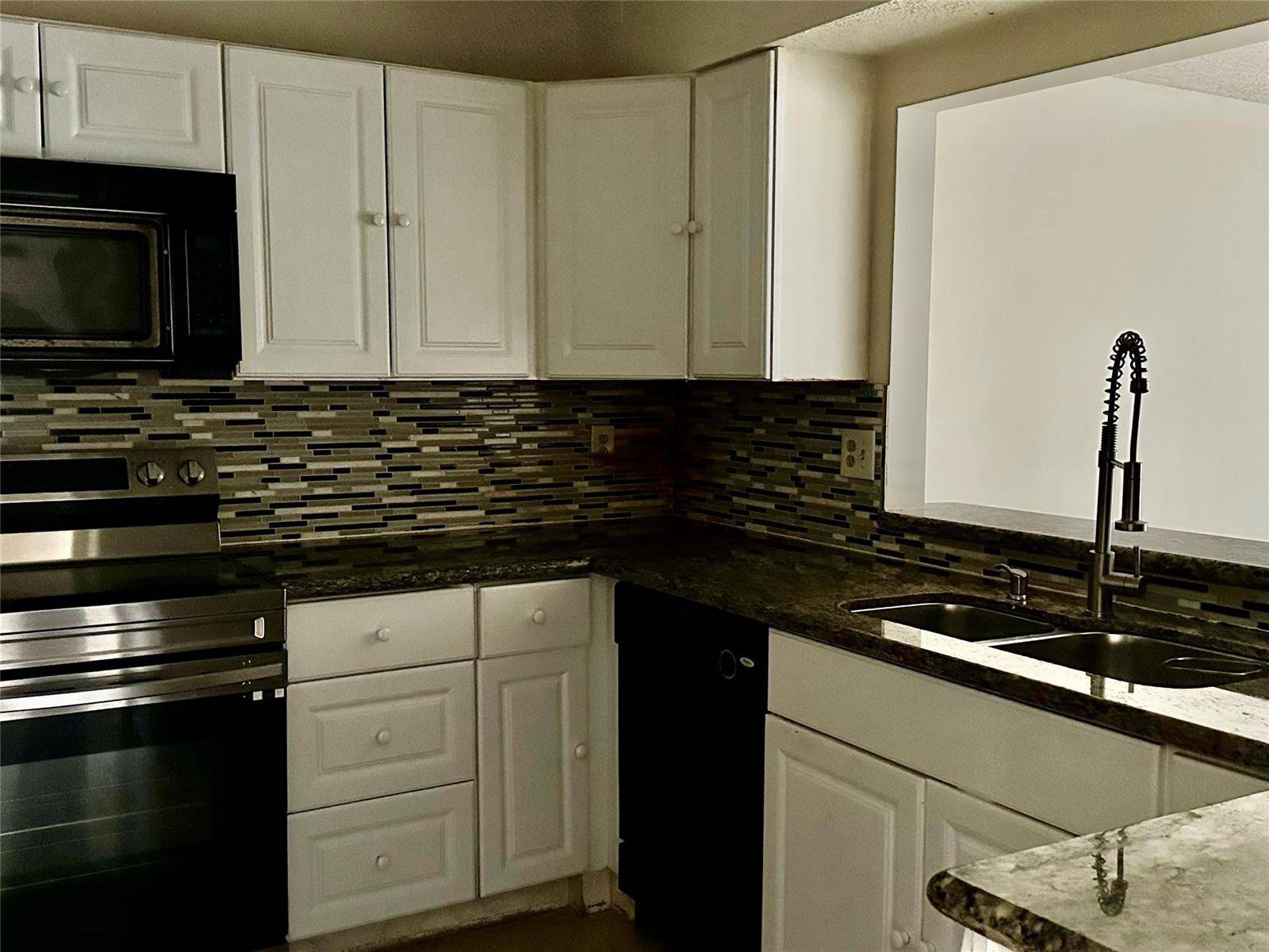 22415 SW 61stBoca Raton - Condo condo unit 202 - picture