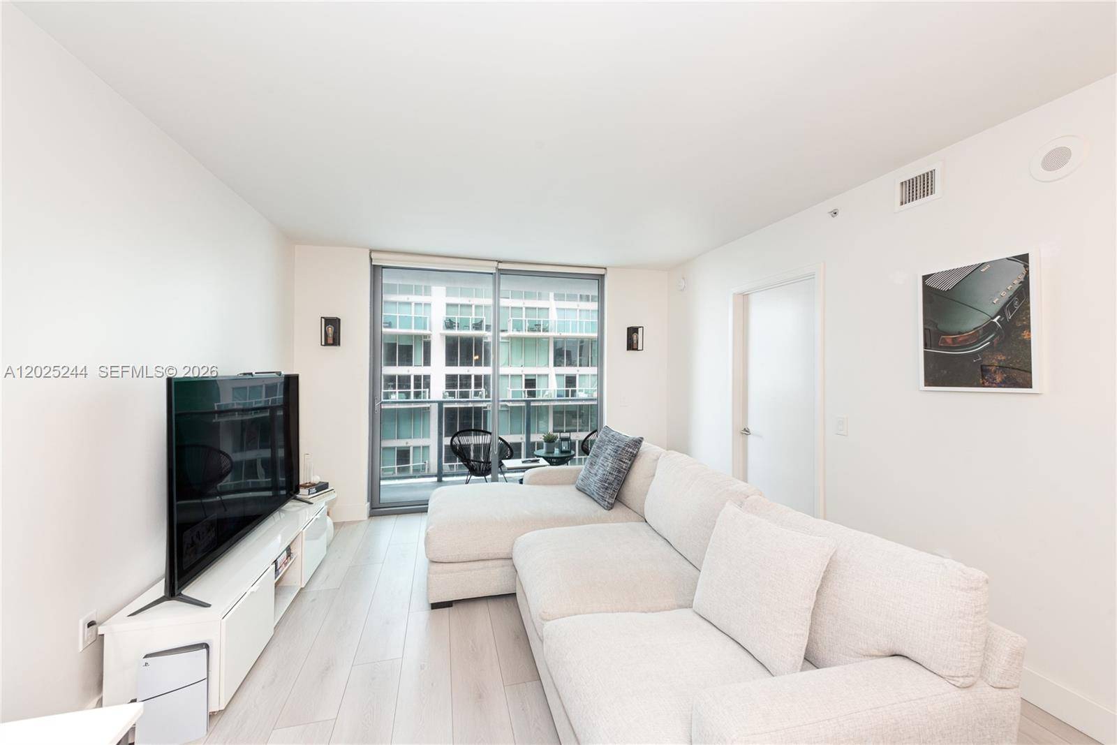 31 SE 6th StMiami - Condo 5+ Stories,Condo condo unit 2506 - picture