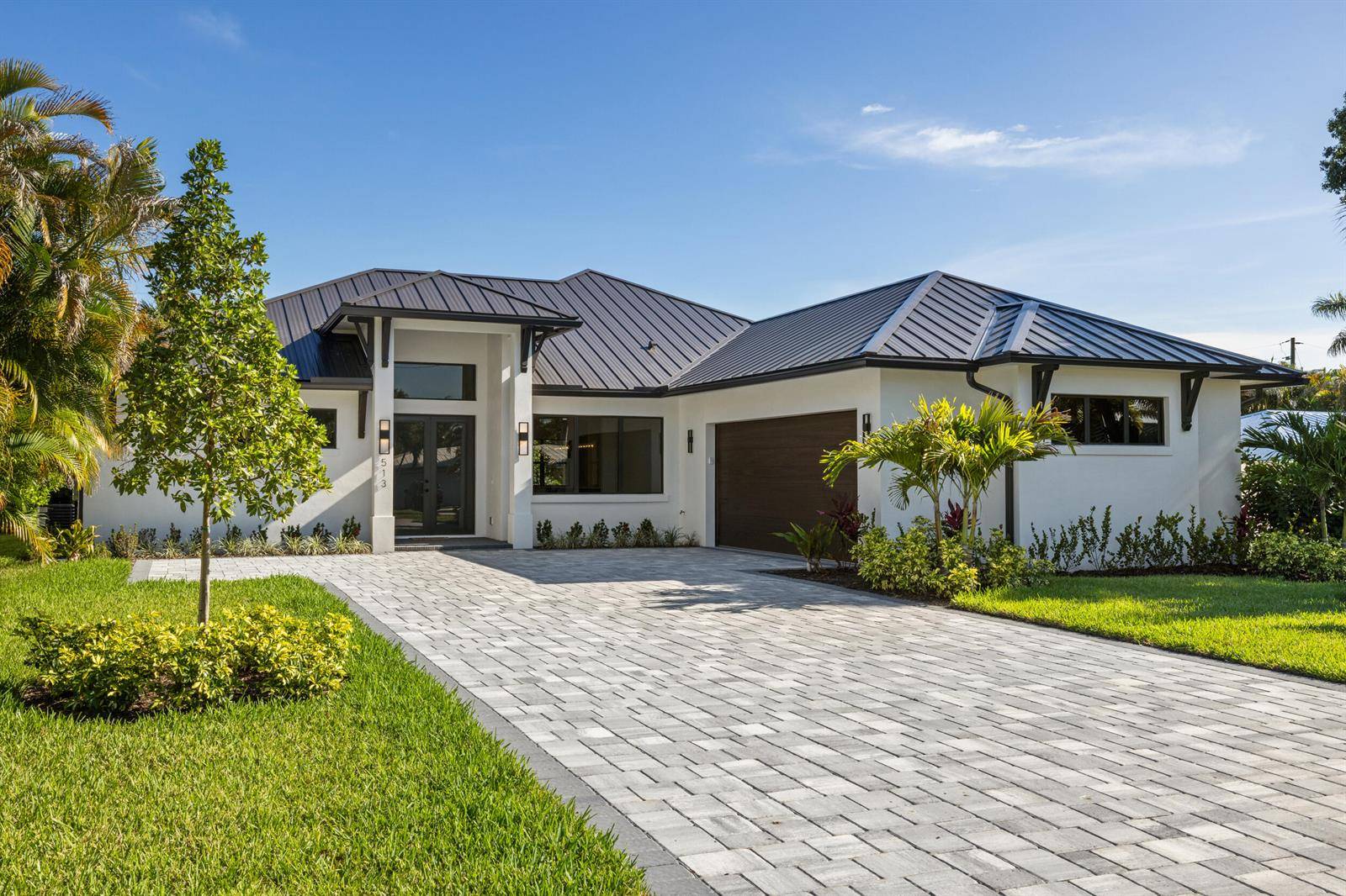 513 SW South CarolinaStuart - picture
