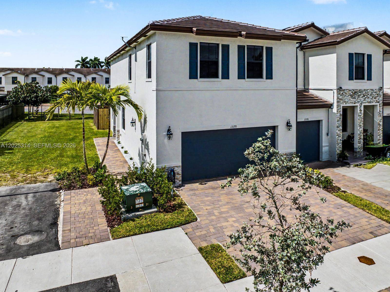 13170 SW 232nd LnMiami - picture