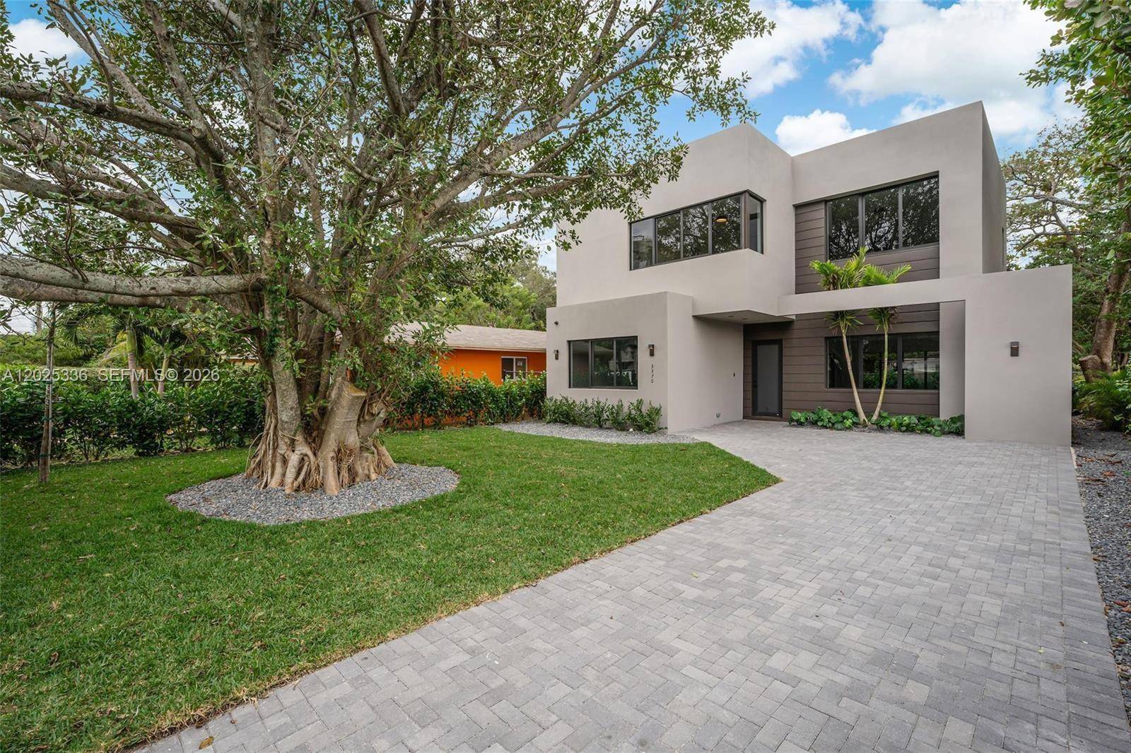3370 Thomas AveMiami - picture